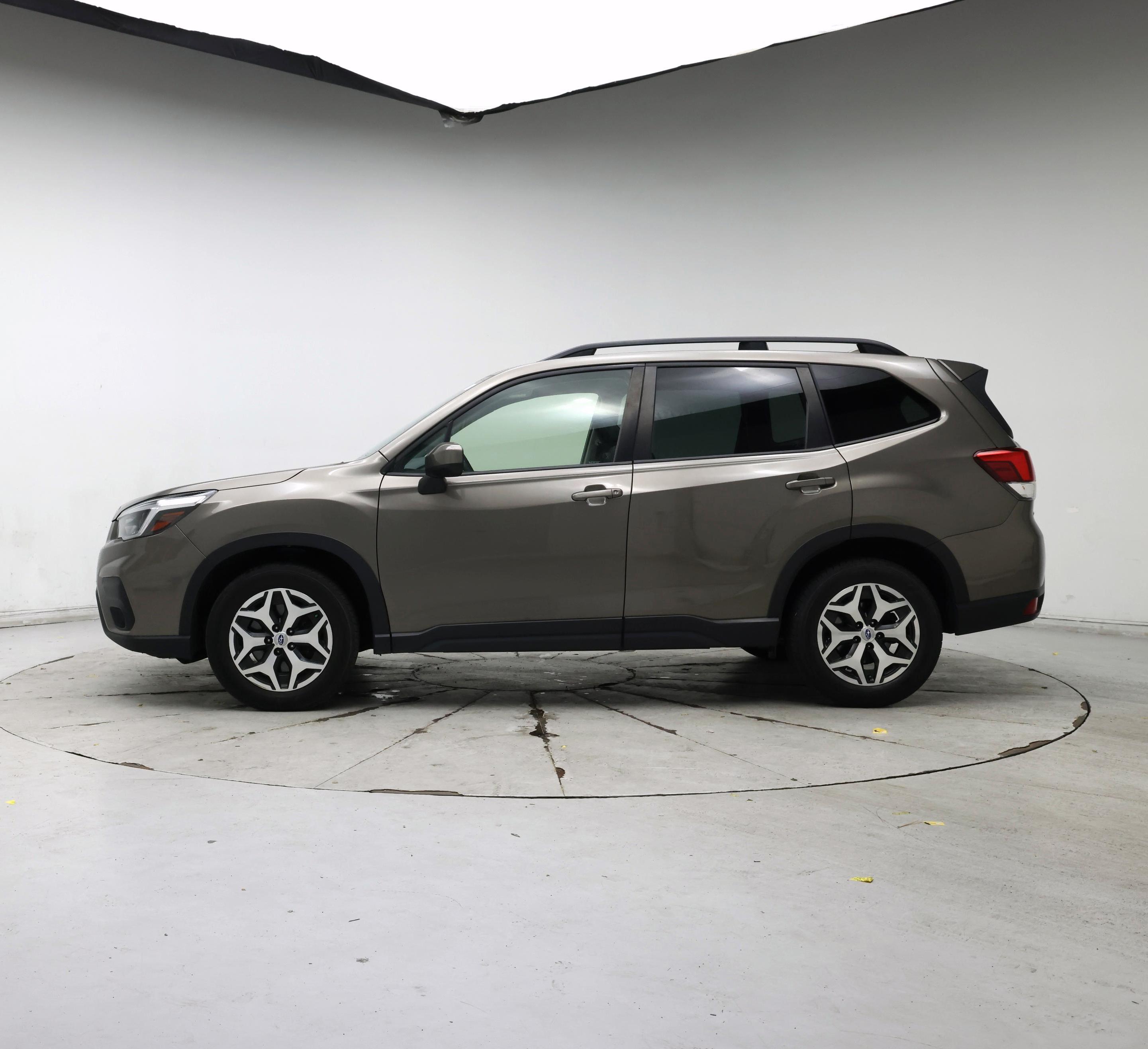 Thumbnail: 2021 Subaru Forester - 3