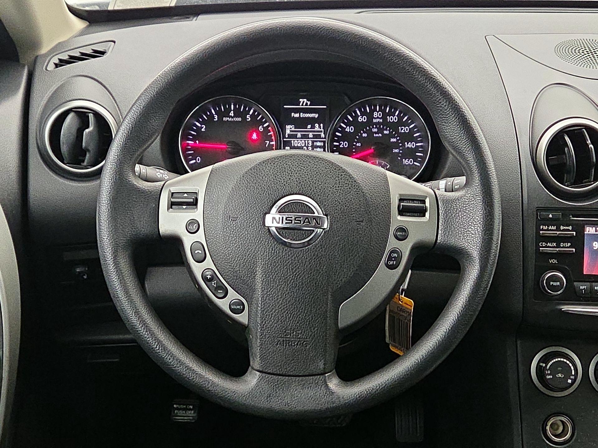 Thumbnail: 2015 Nissan Rogue - 10