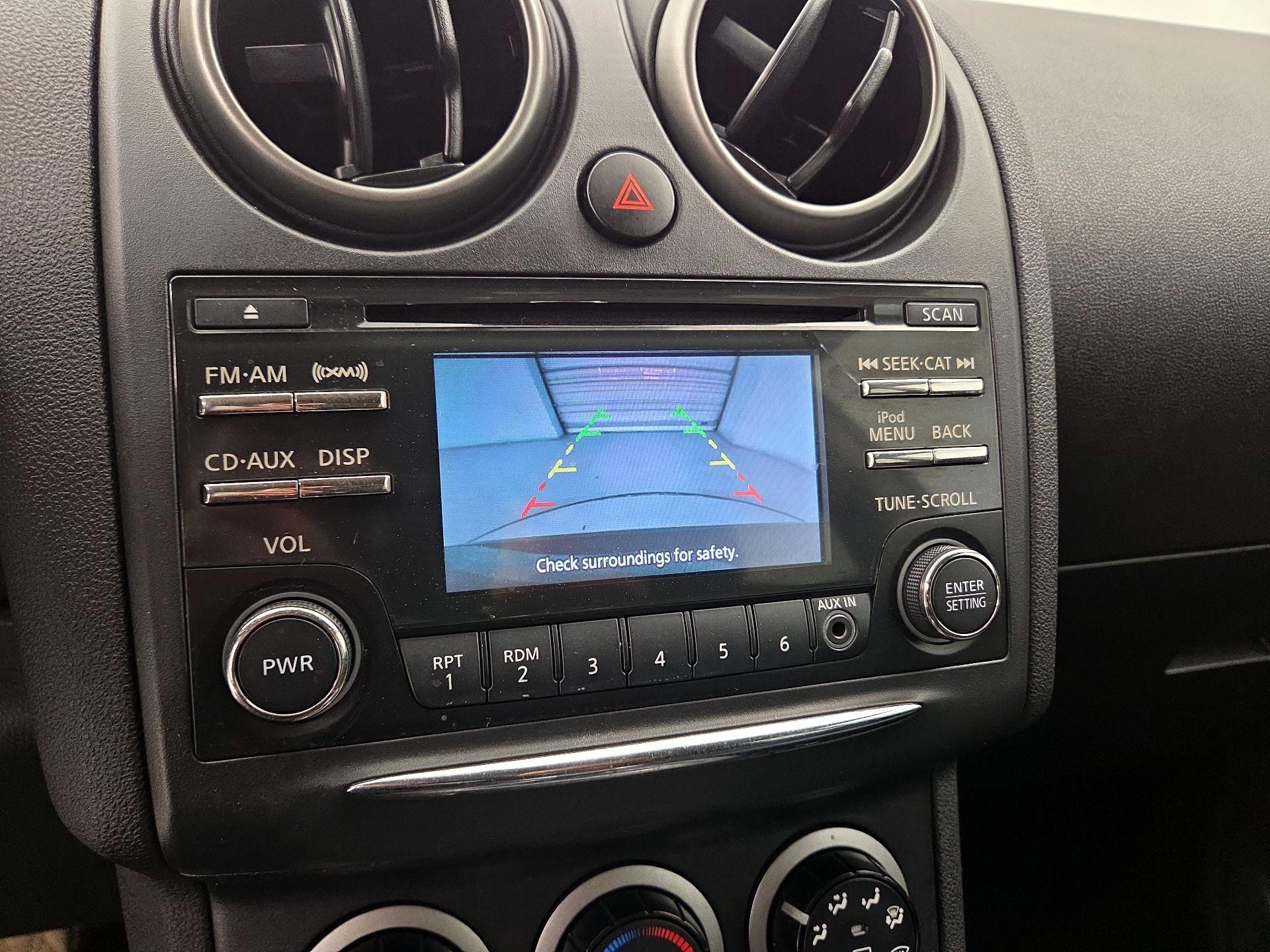 Thumbnail: 2015 Nissan Rogue - 14