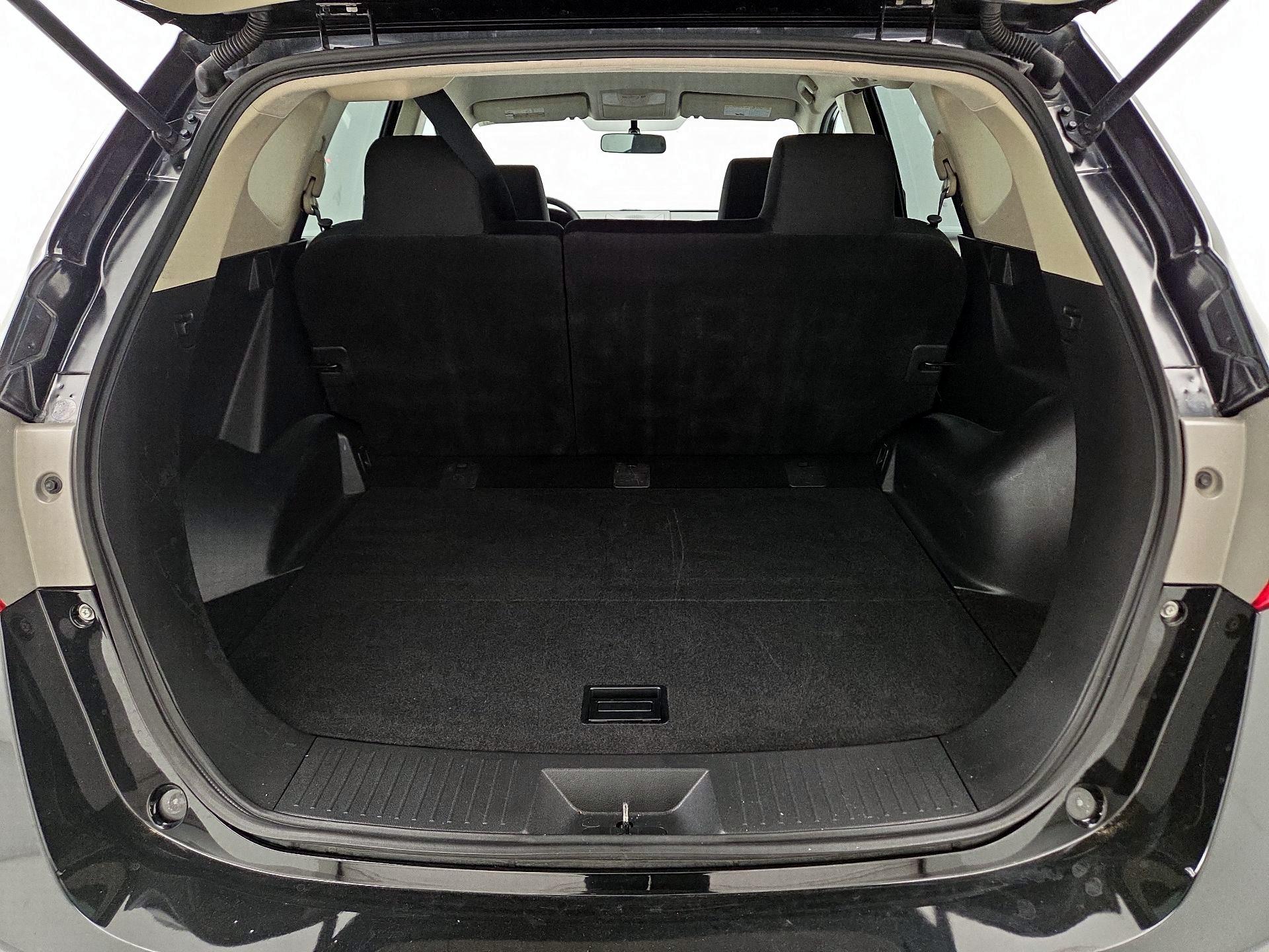 Thumbnail: 2015 Nissan Rogue - 20