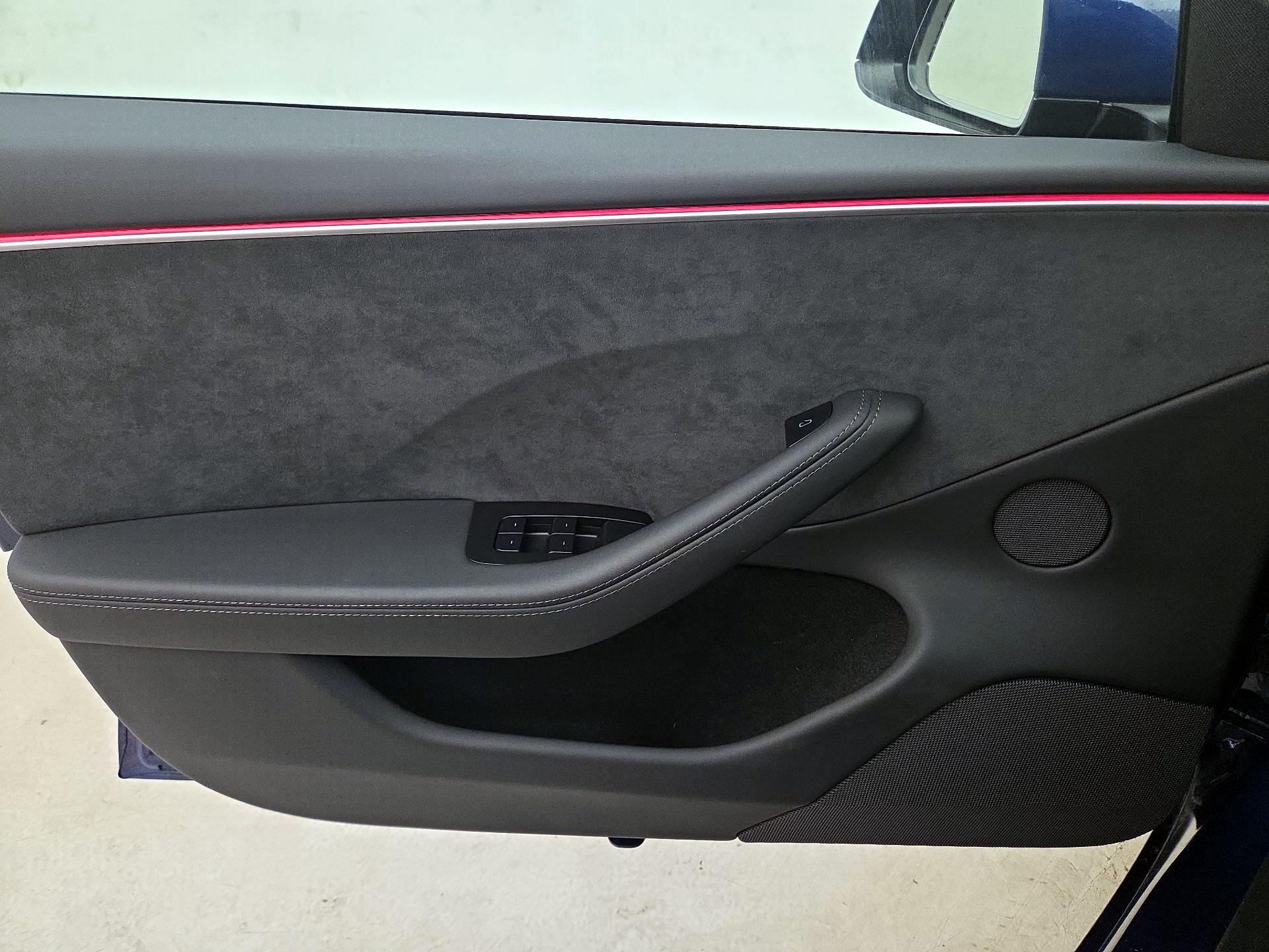 Thumbnail: 2025 Tesla Model 3 - 12