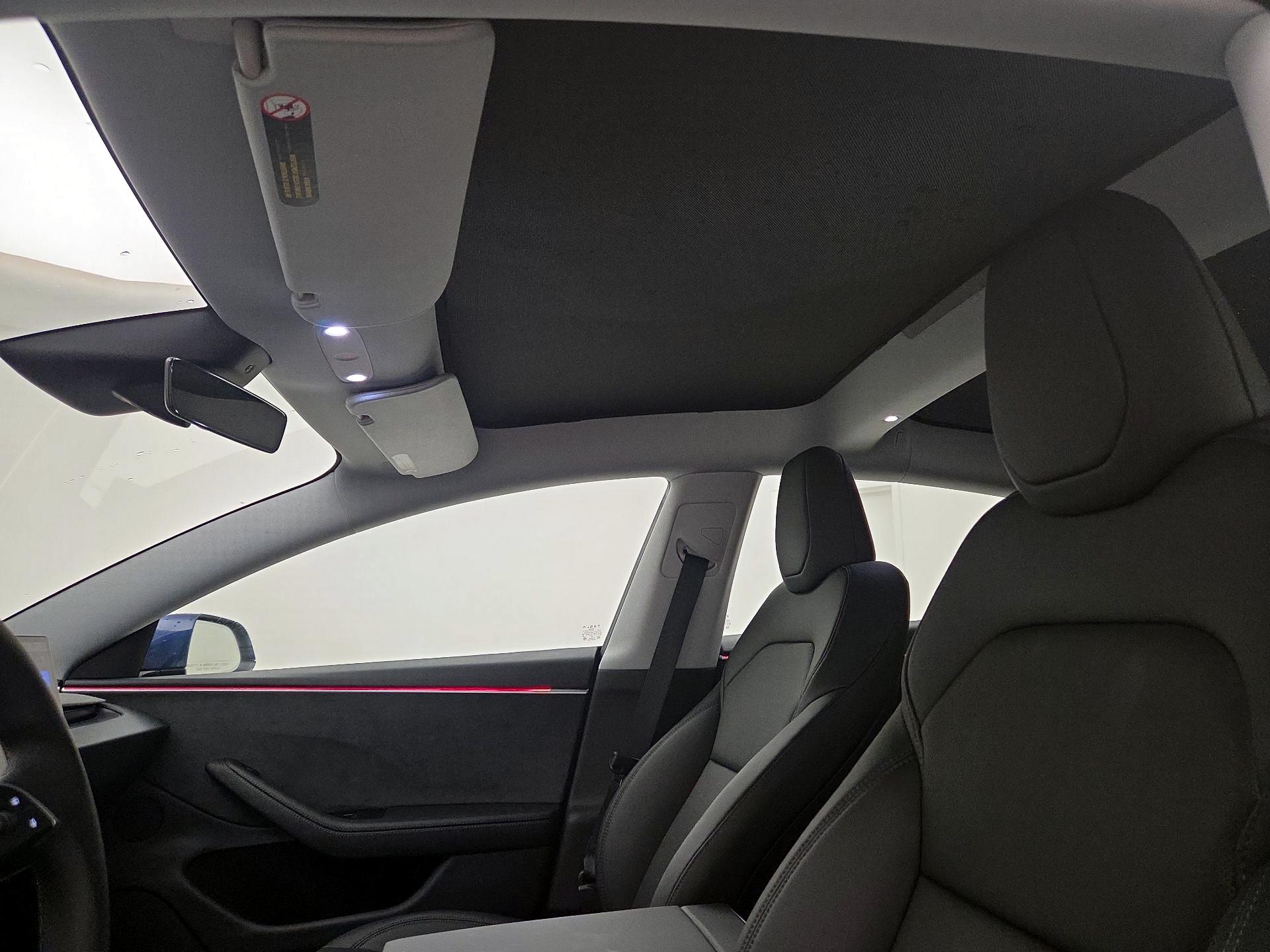 Thumbnail: 2025 Tesla Model 3 - 18