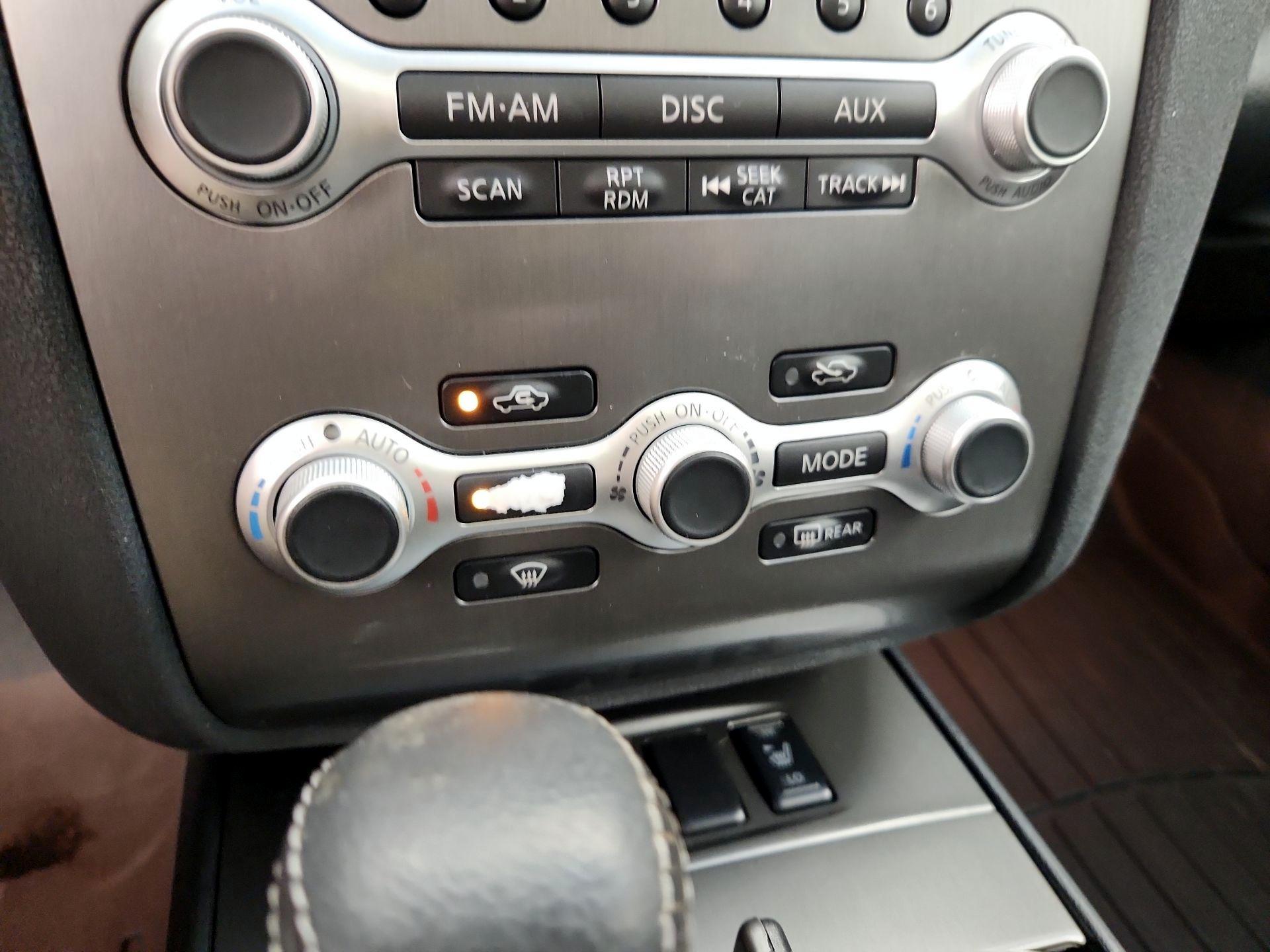Thumbnail: 2014 Nissan Maxima - 16