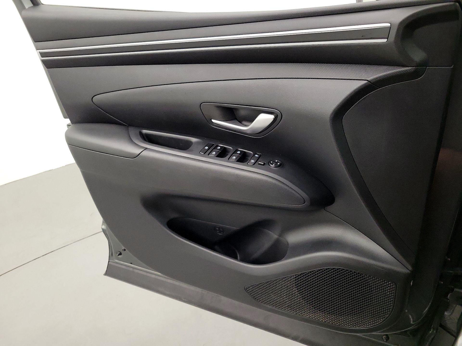 Thumbnail: 2022 Hyundai Tucson - 12