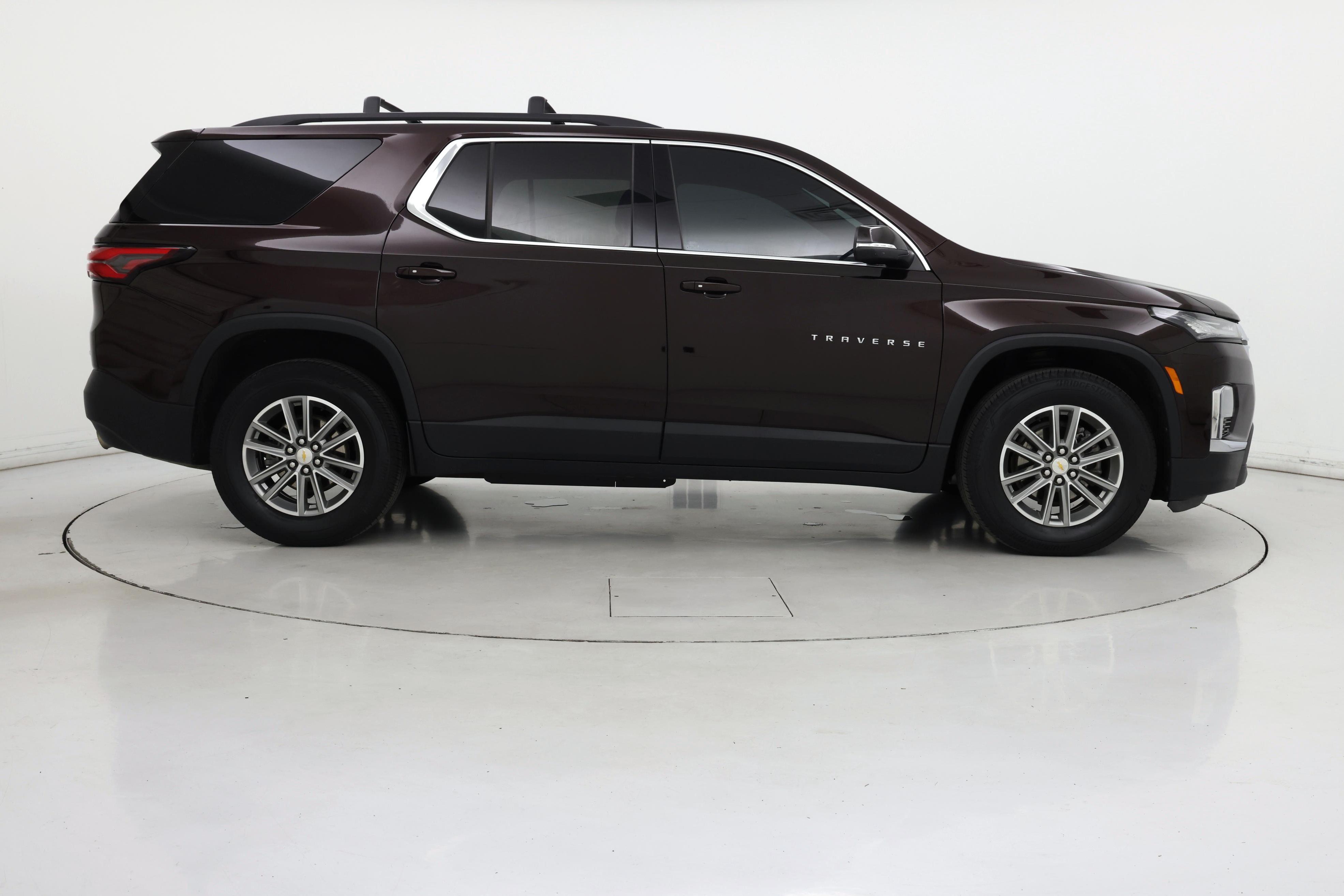 Thumbnail: 2023 Chevrolet Traverse - 7