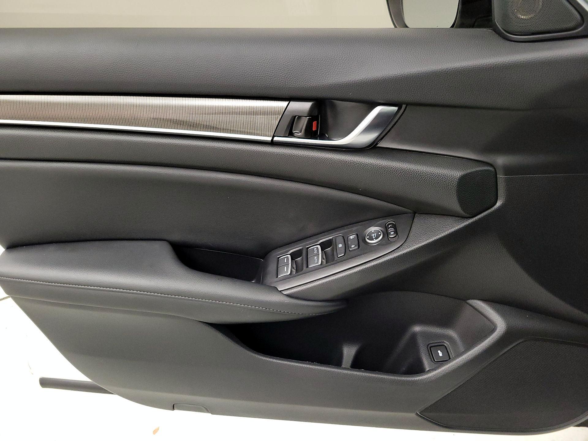 Thumbnail: 2021 Honda Accord - 12