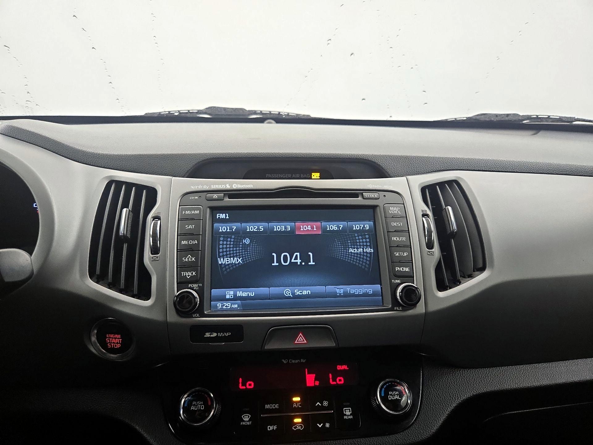 Thumbnail: 2016 Kia Sportage - 16