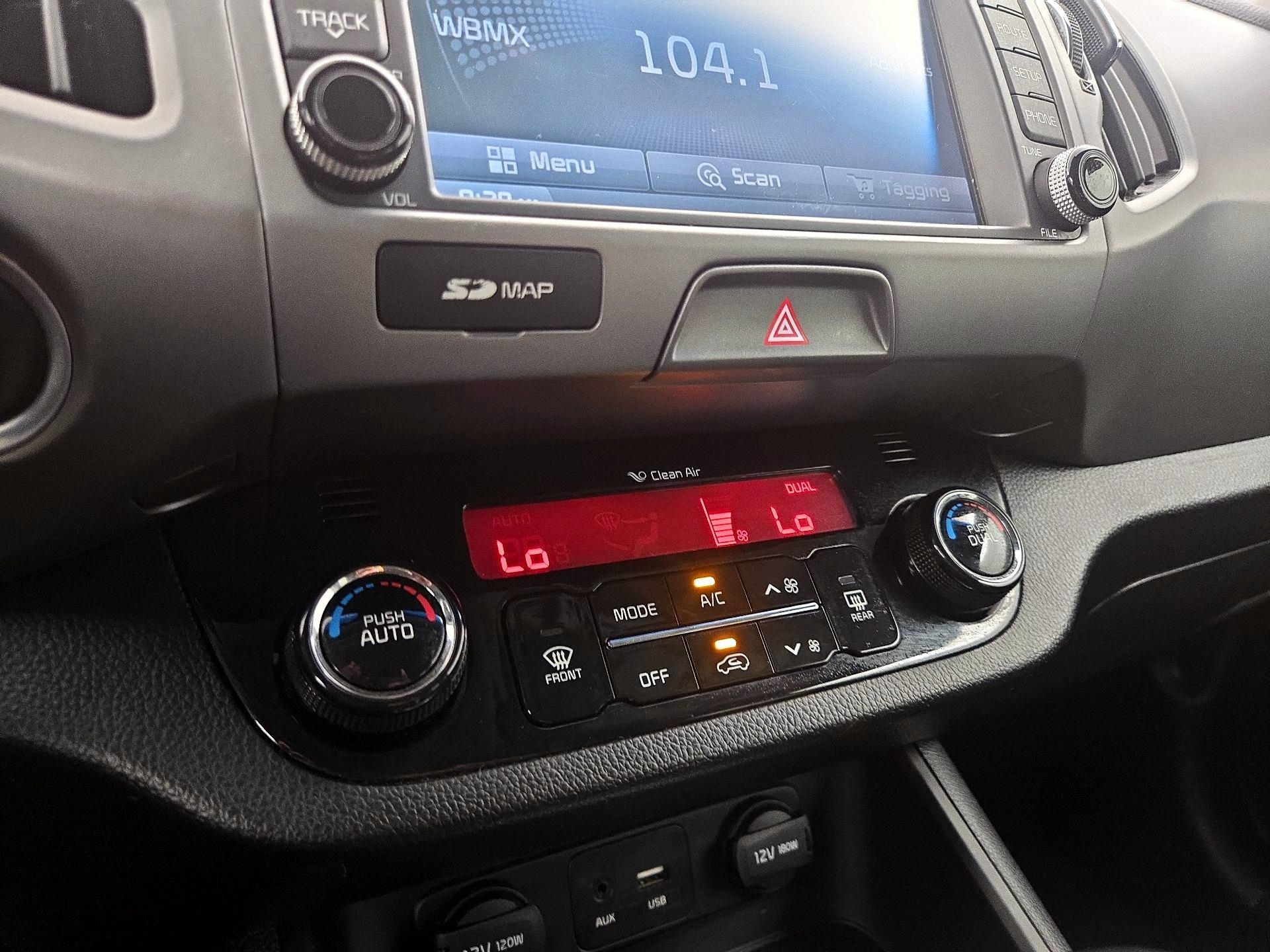 Thumbnail: 2016 Kia Sportage - 17