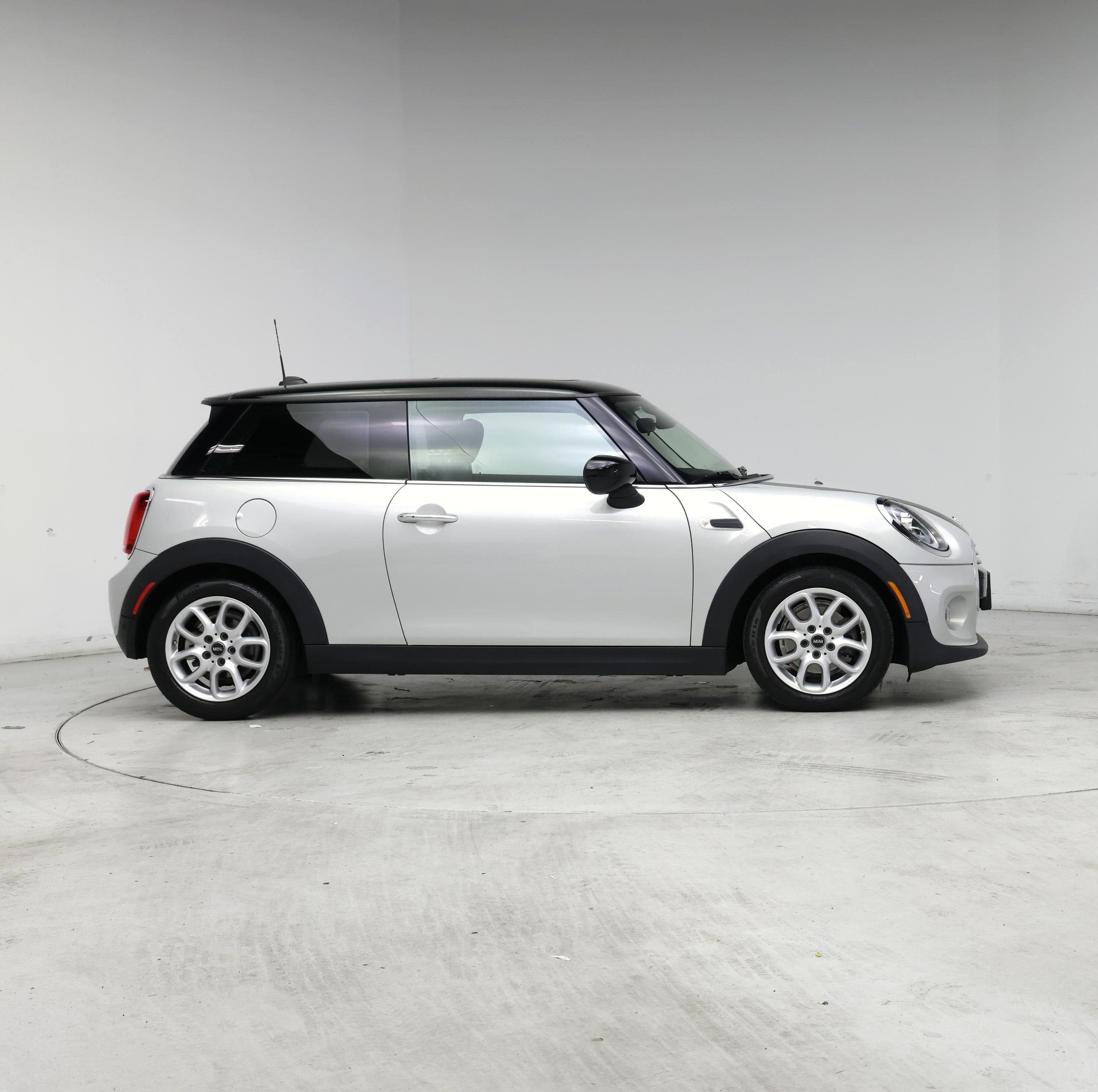 Thumbnail: 2020 MINI Cooper Hardtop - 7
