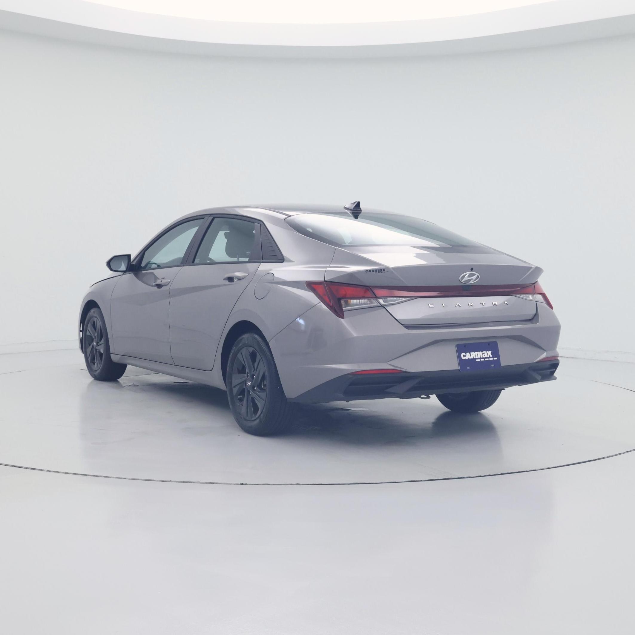 Thumbnail: 2023 Hyundai Elantra - 2