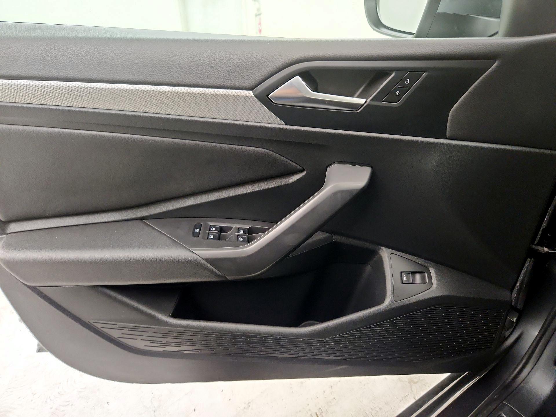 Thumbnail: 2020 Volkswagen Jetta - 12