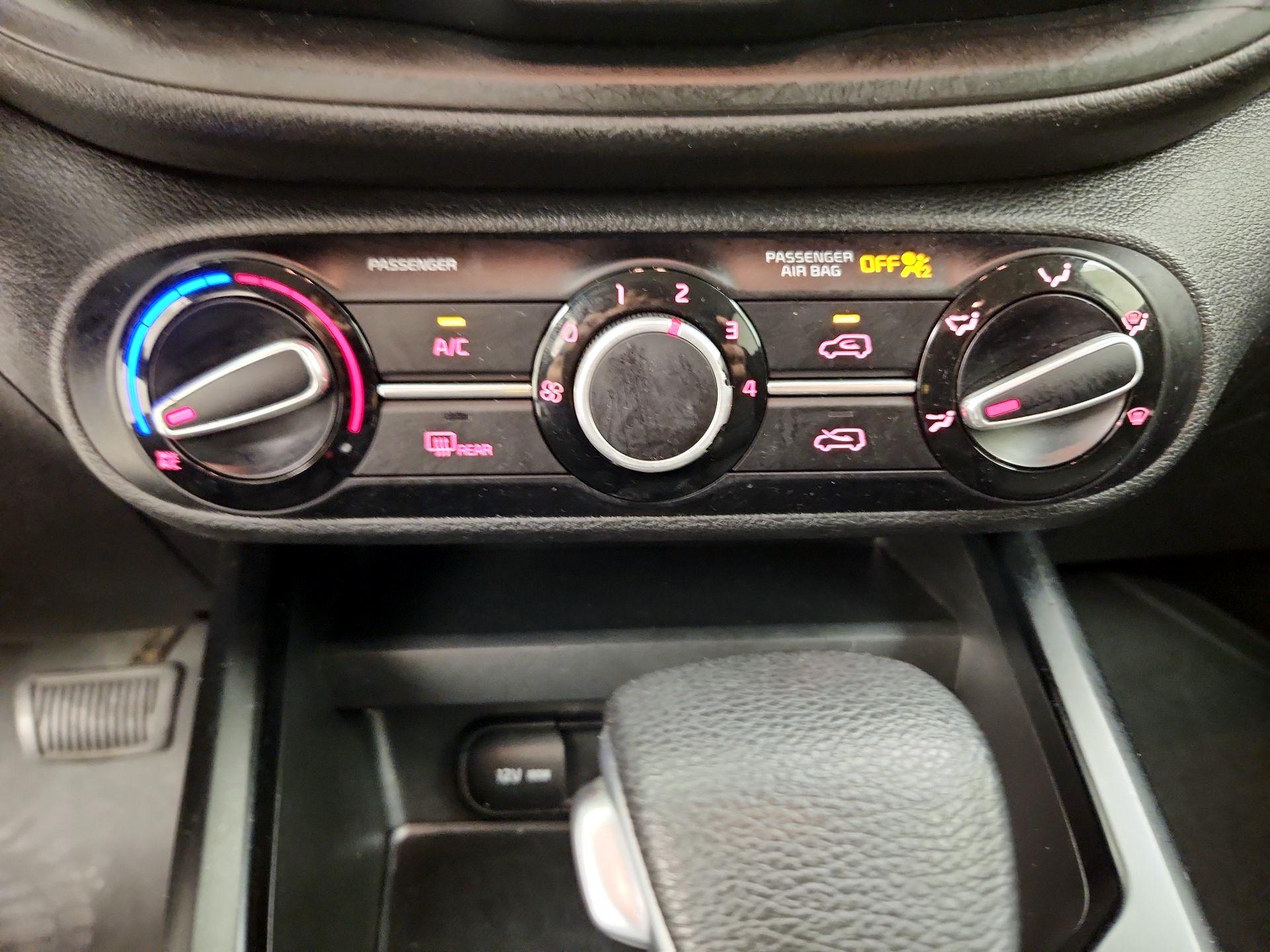 Thumbnail: 2021 Kia Soul - 16