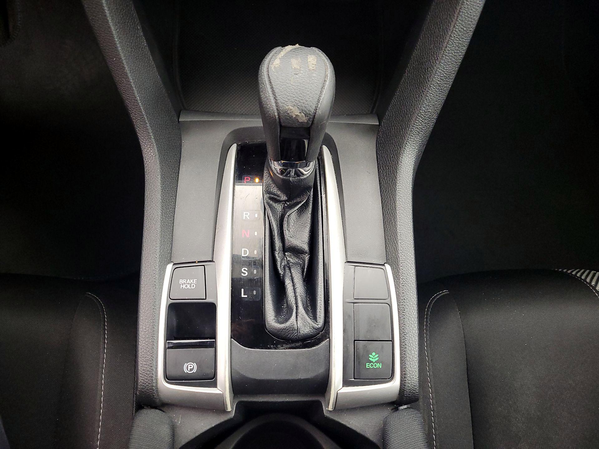 Thumbnail: 2018 Honda Civic - 17