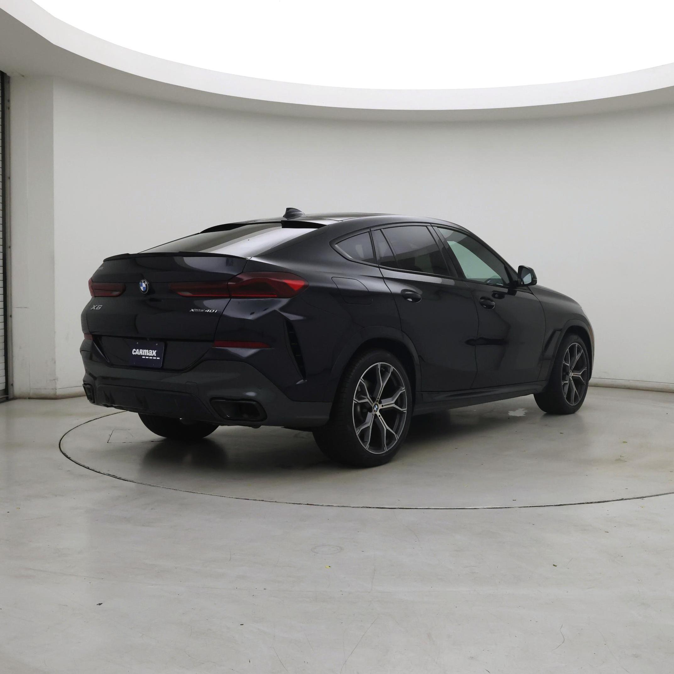 Thumbnail: 2022 BMW X6 - 8