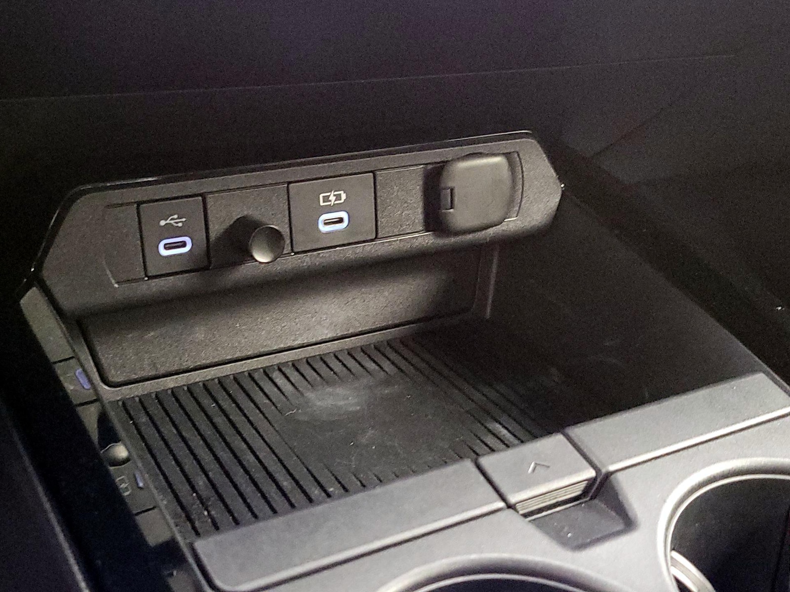 2023 Toyota Prius XLE - Photo 19