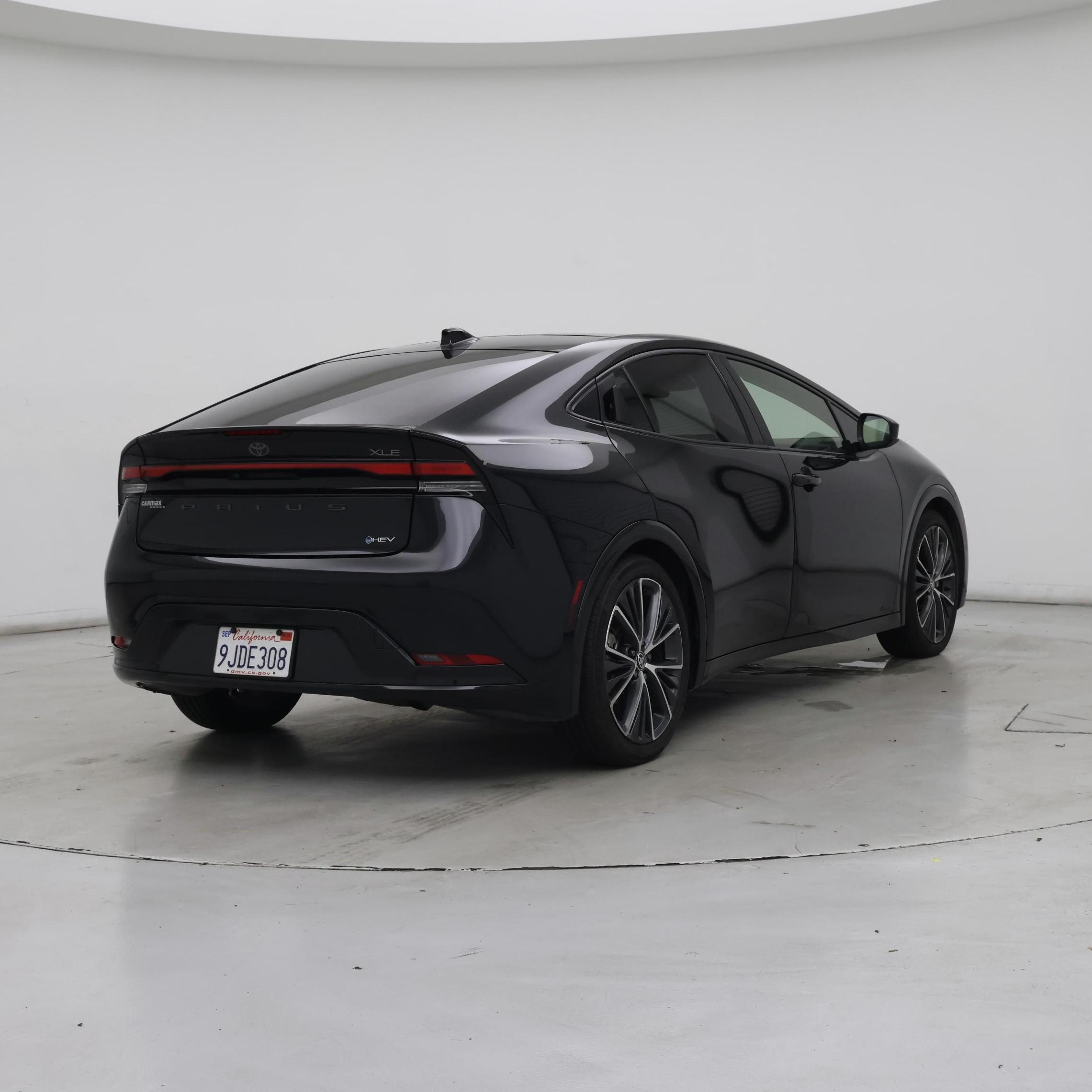 Thumbnail: 2023 Toyota Prius - 8