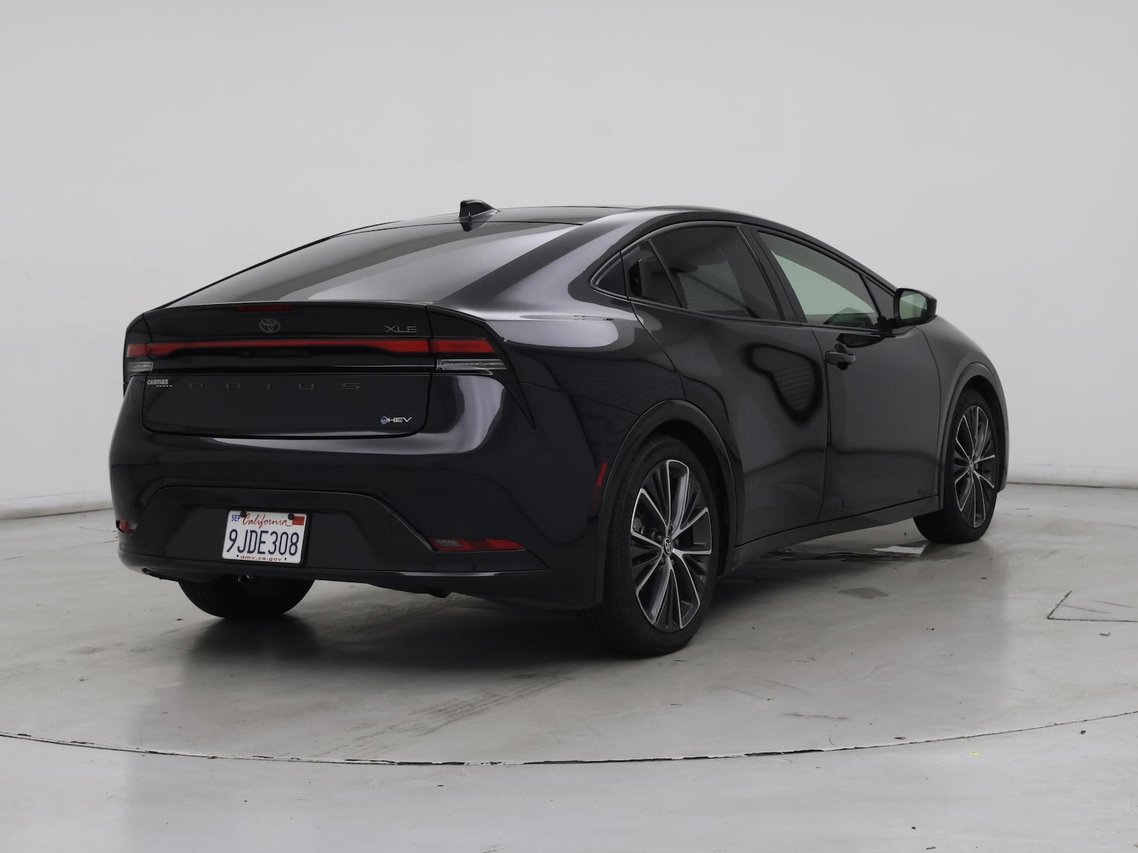 2023 Toyota Prius XLE - Photo 9