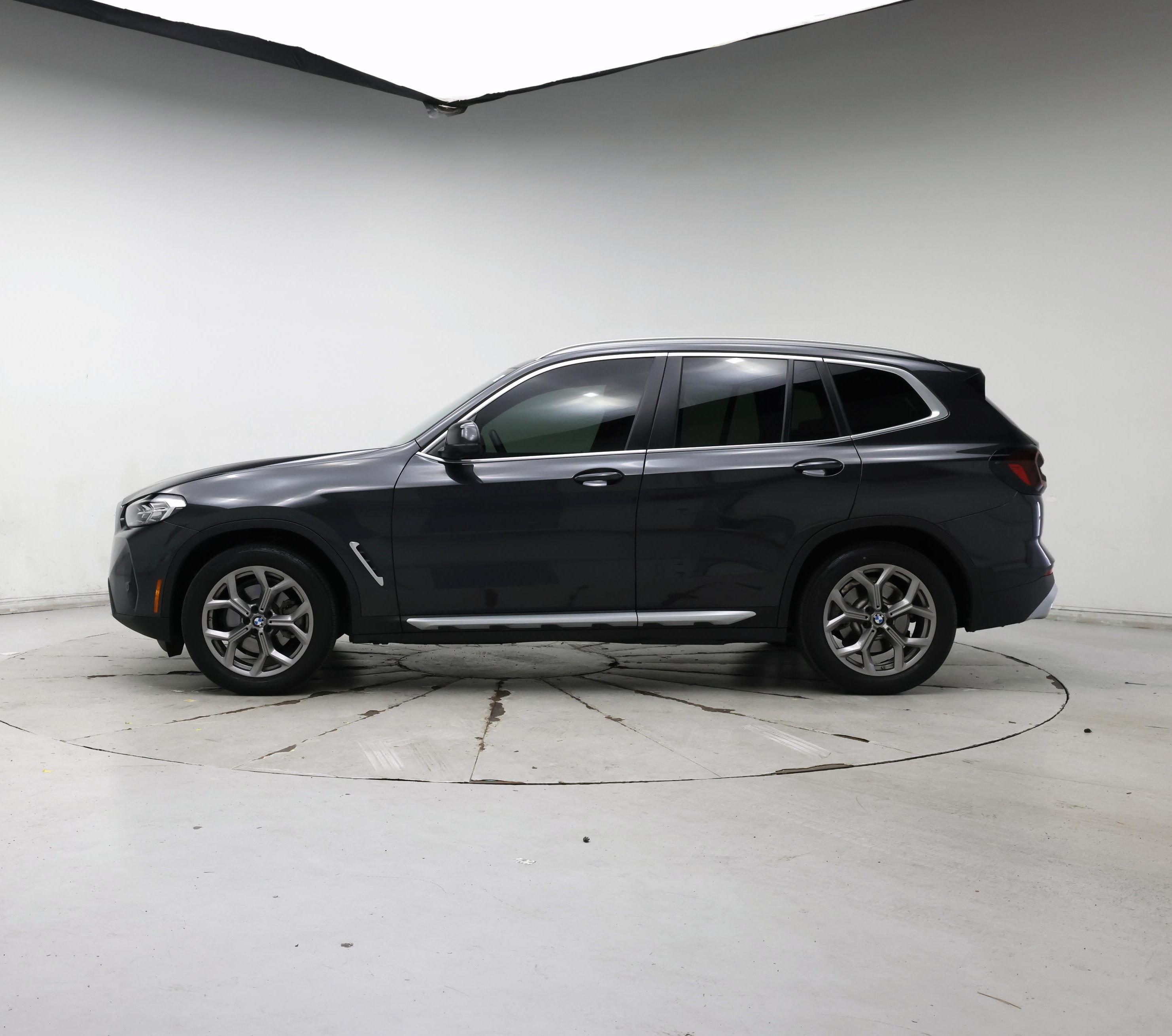 Thumbnail: 2022 BMW X3 - 3