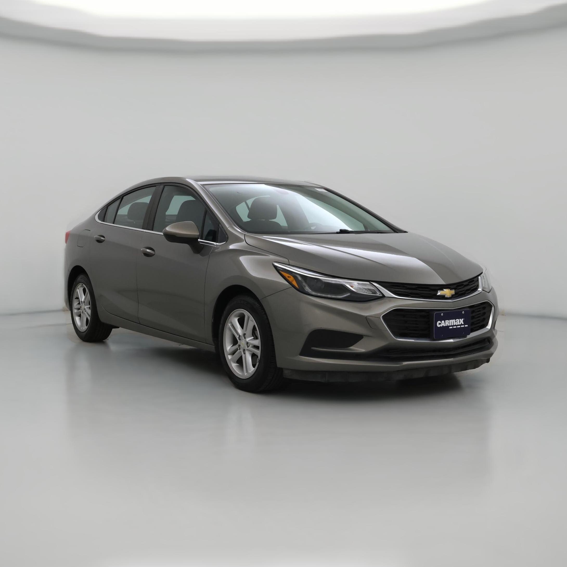 Thumbnail: 2017 Chevrolet Cruze - 1