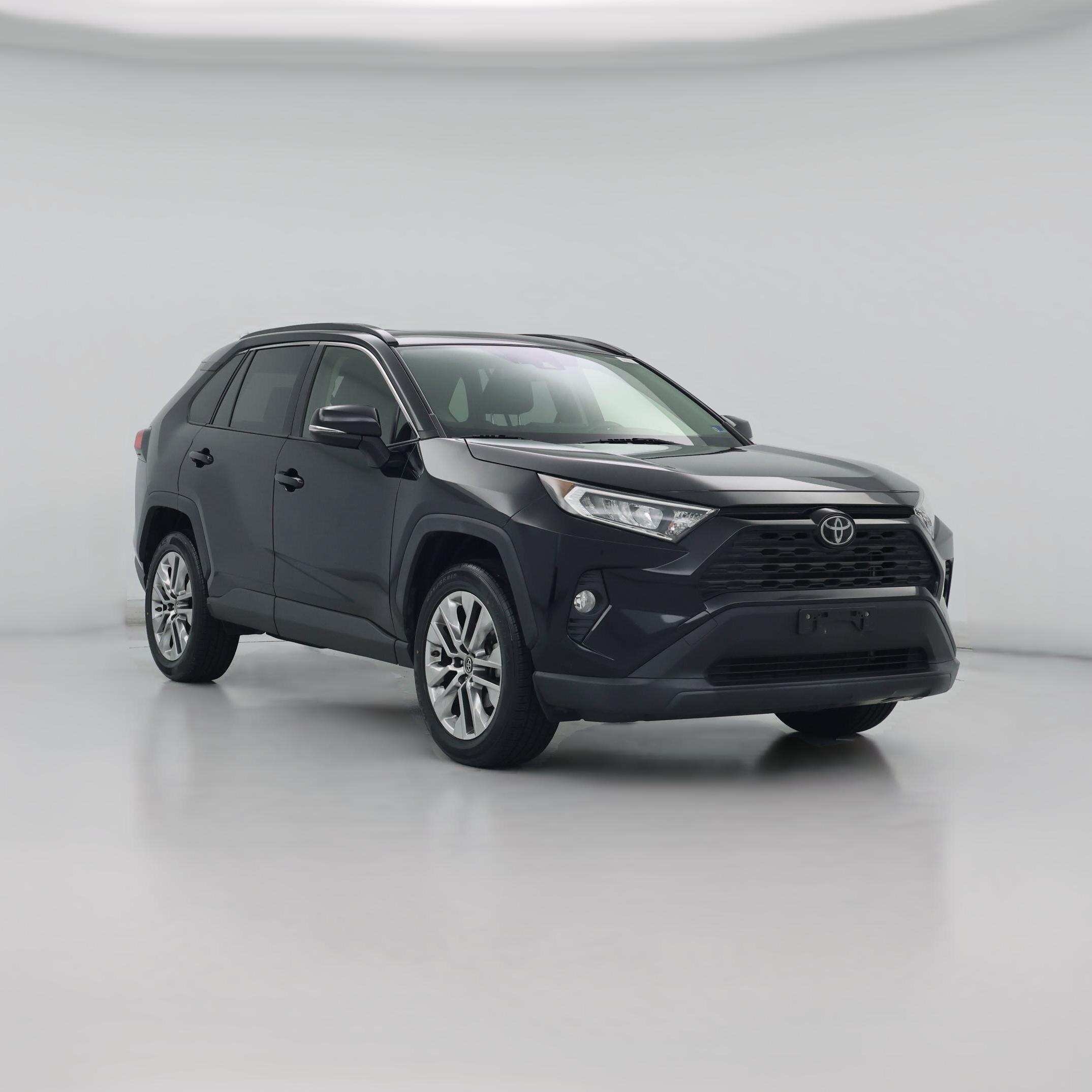 Thumbnail: 2019 Toyota RAV4 - 1