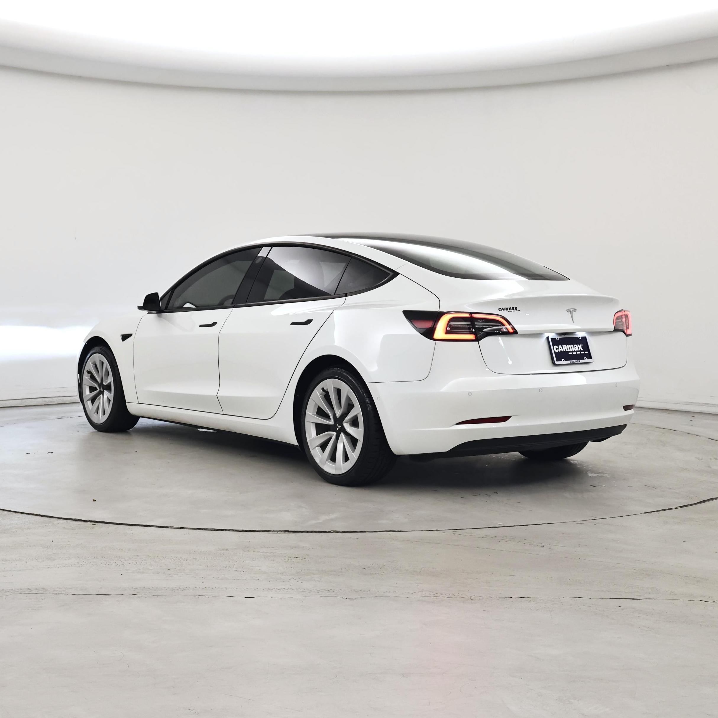 Thumbnail: 2022 Tesla Model 3 - 2