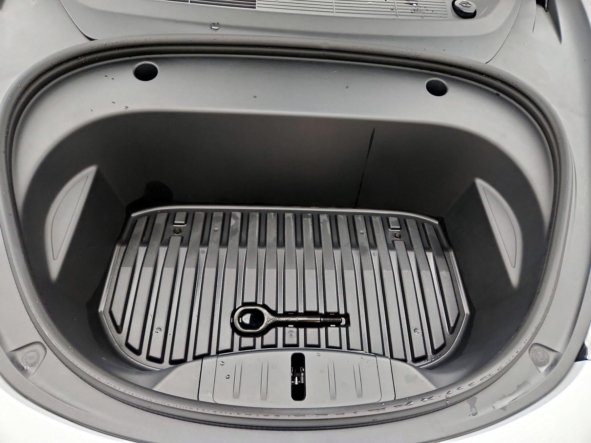 Thumbnail: 2022 Tesla Model 3 - 20