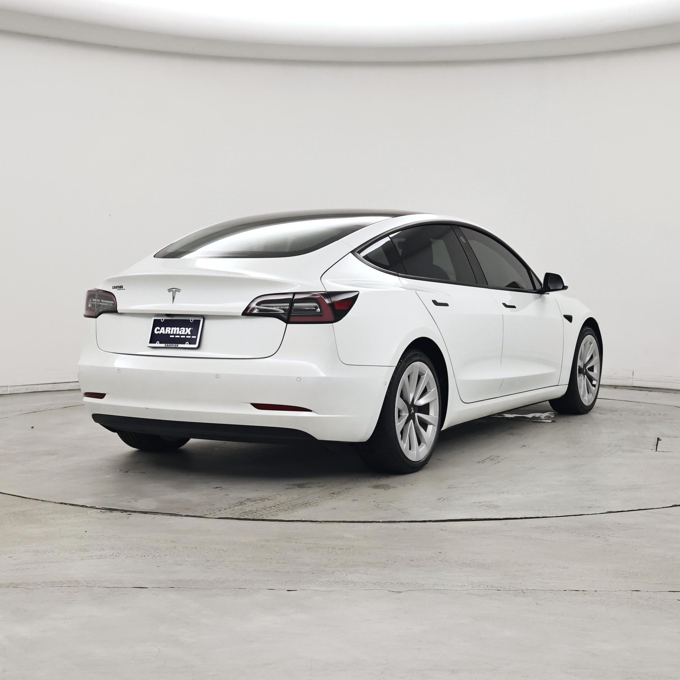 Thumbnail: 2022 Tesla Model 3 - 8