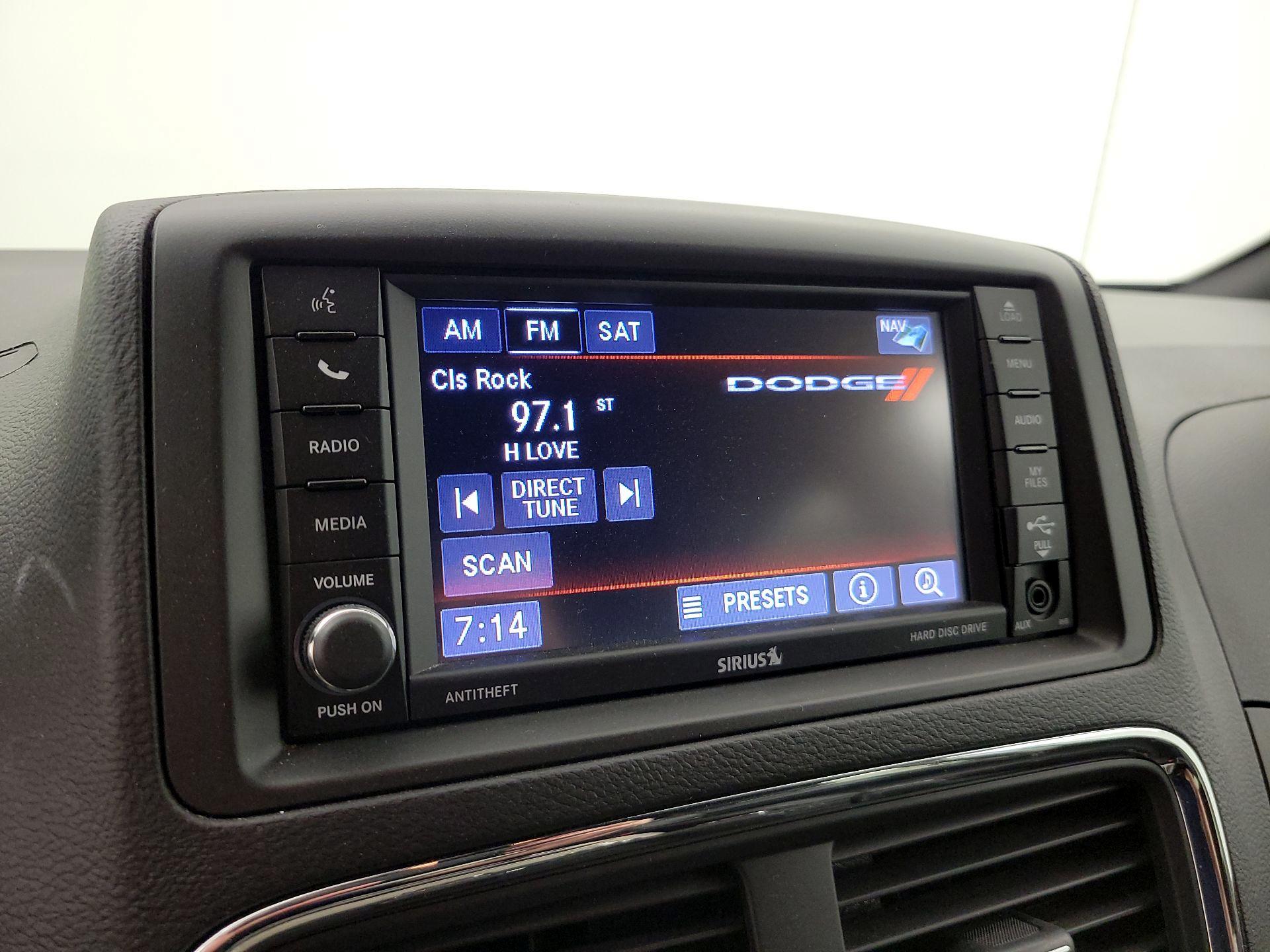 Thumbnail: 2018 Dodge Grand Caravan - 16