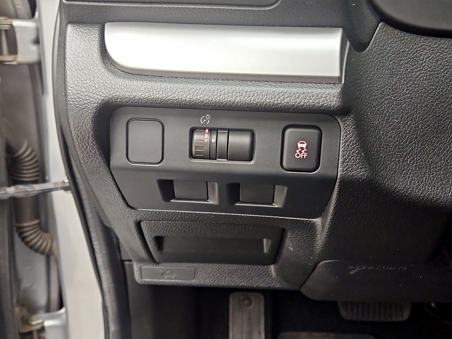 Thumbnail: 2014 Subaru Forester - 13