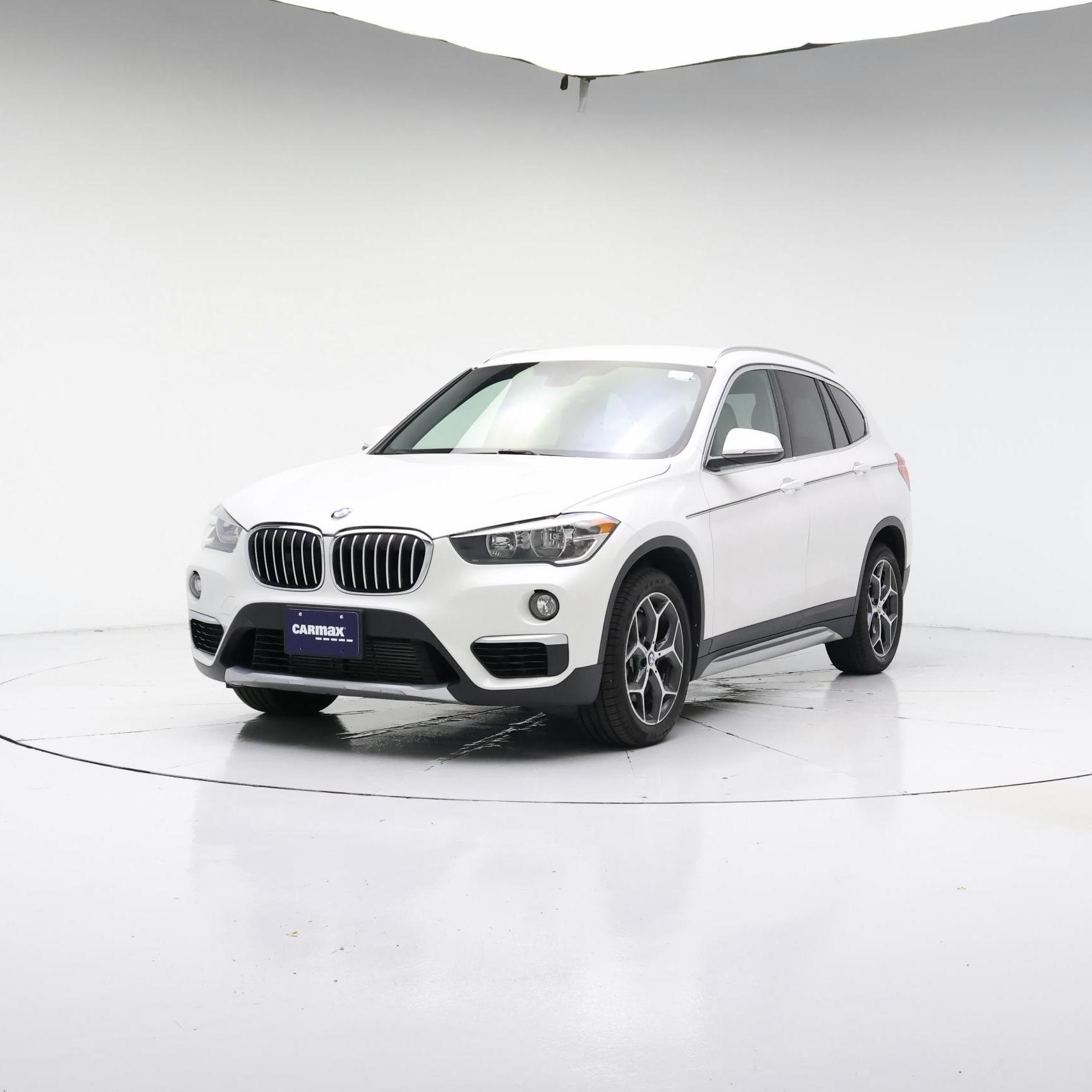 Thumbnail: 2018 BMW X1 - 4