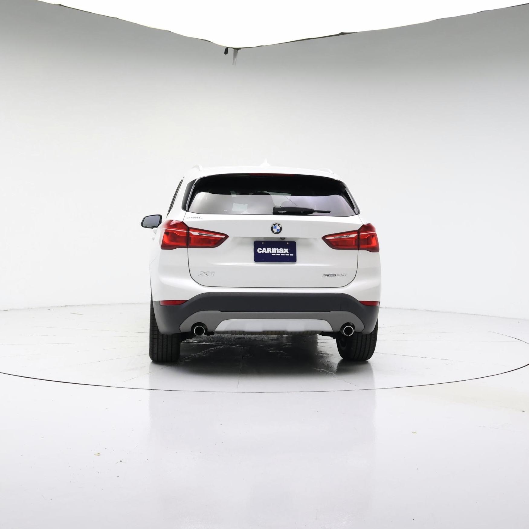 Thumbnail: 2018 BMW X1 - 6