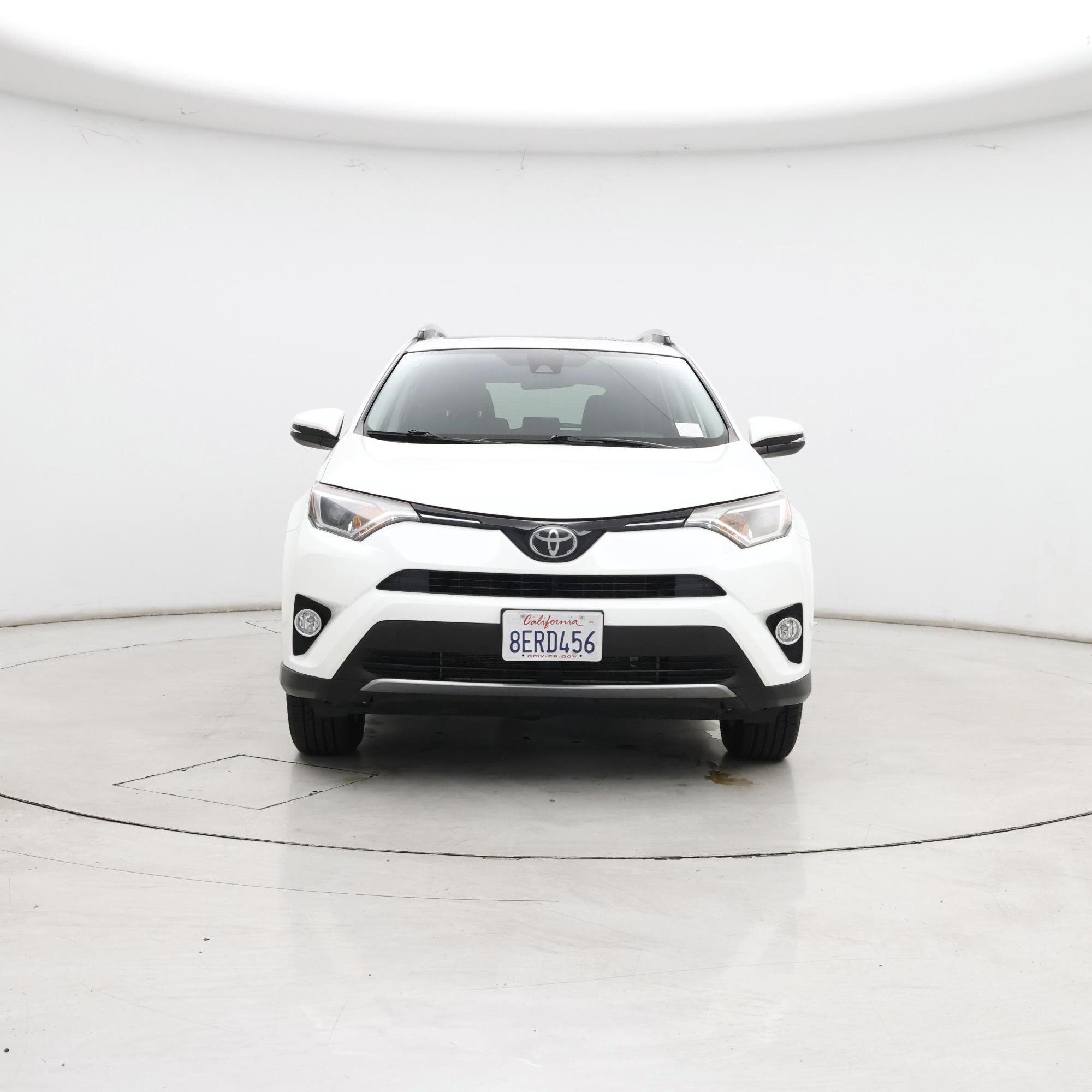 Thumbnail: 2018 Toyota RAV4 - 5