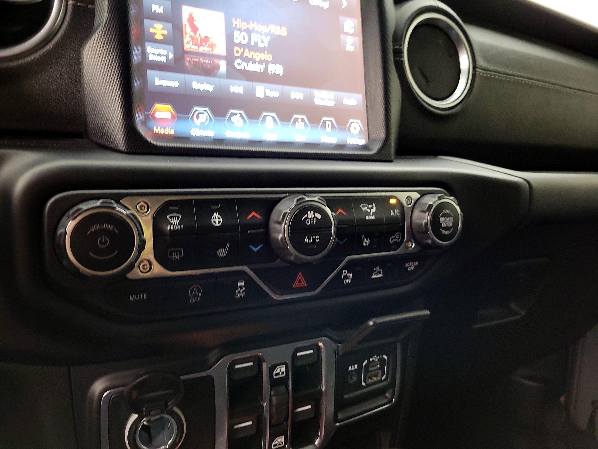 Thumbnail: 2021 Jeep Wrangler - 17
