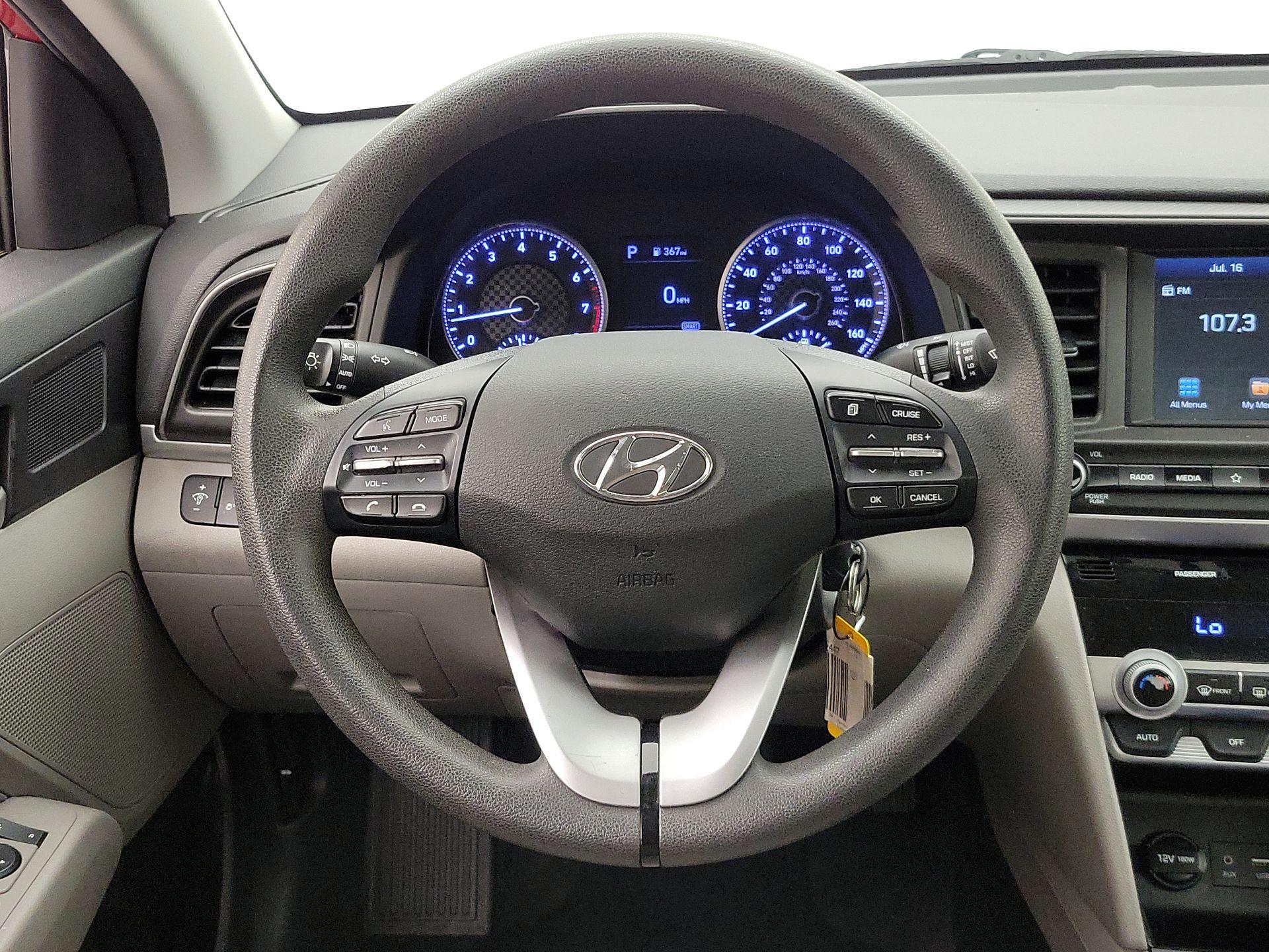 Thumbnail: 2020 Hyundai Elantra - 10