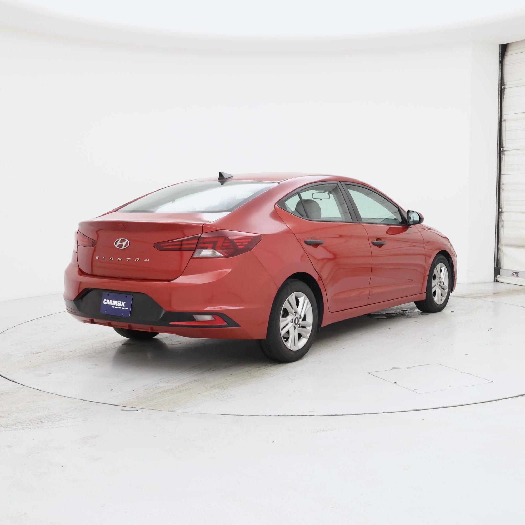 Thumbnail: 2020 Hyundai Elantra - 8