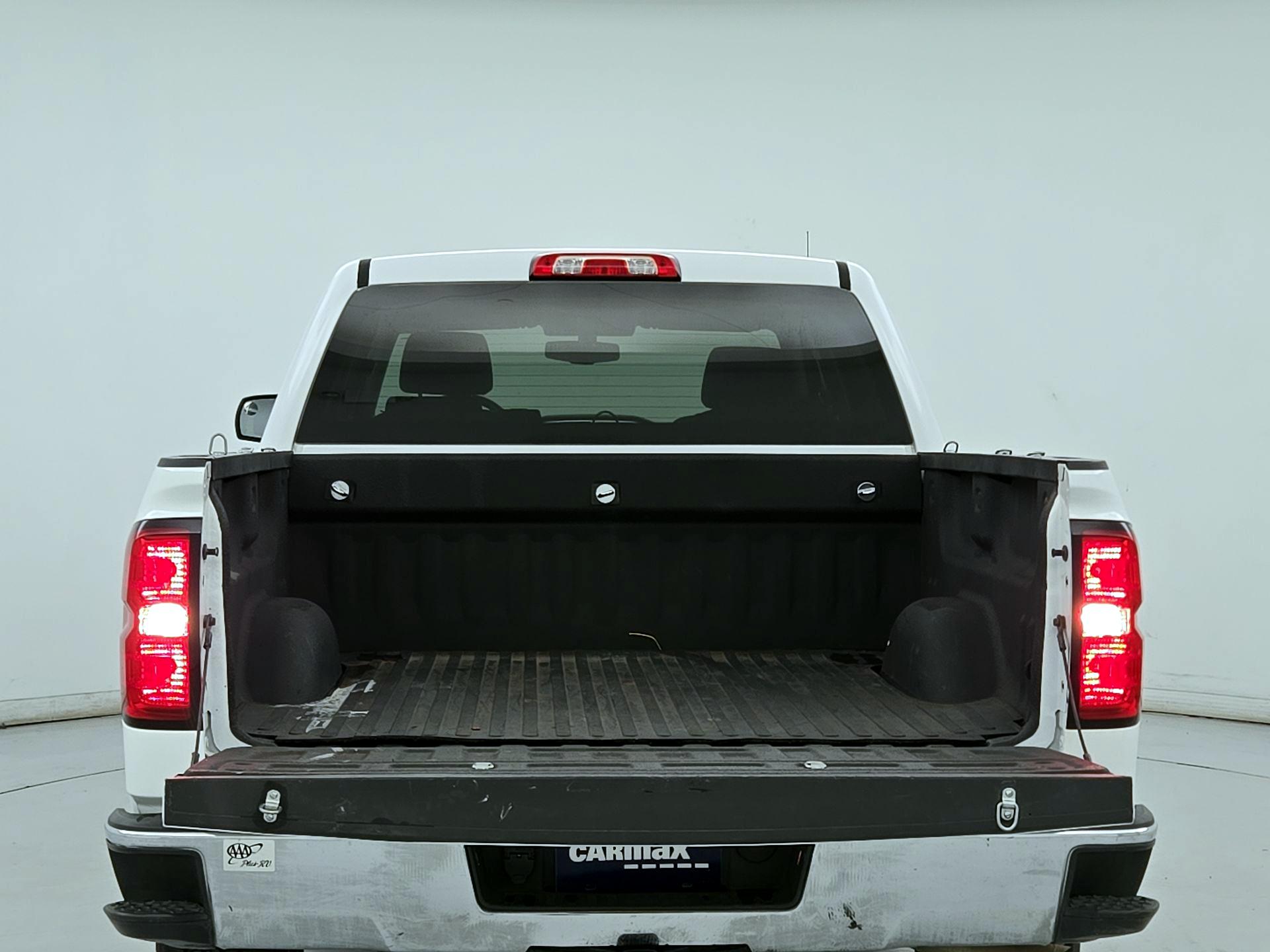 Thumbnail: 2017 Chevrolet Silverado 1500 - 19