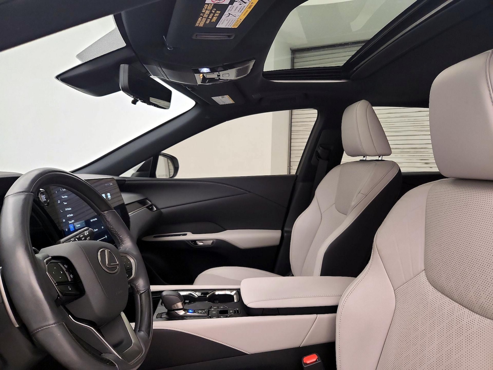 2024 Lexus RX 350 - Photo 20
