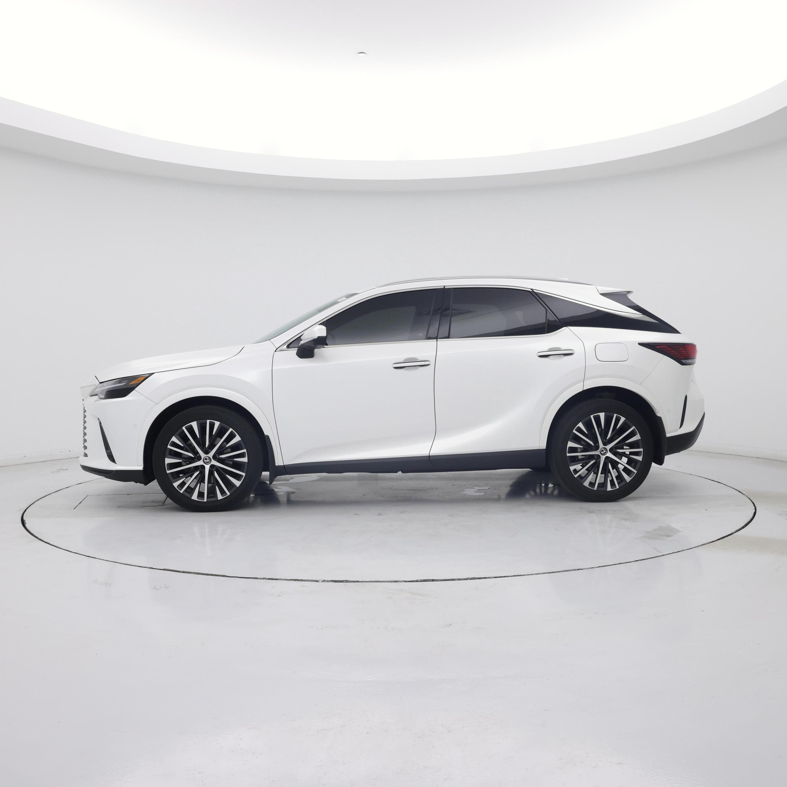 Thumbnail: 2024 Lexus RX - 3