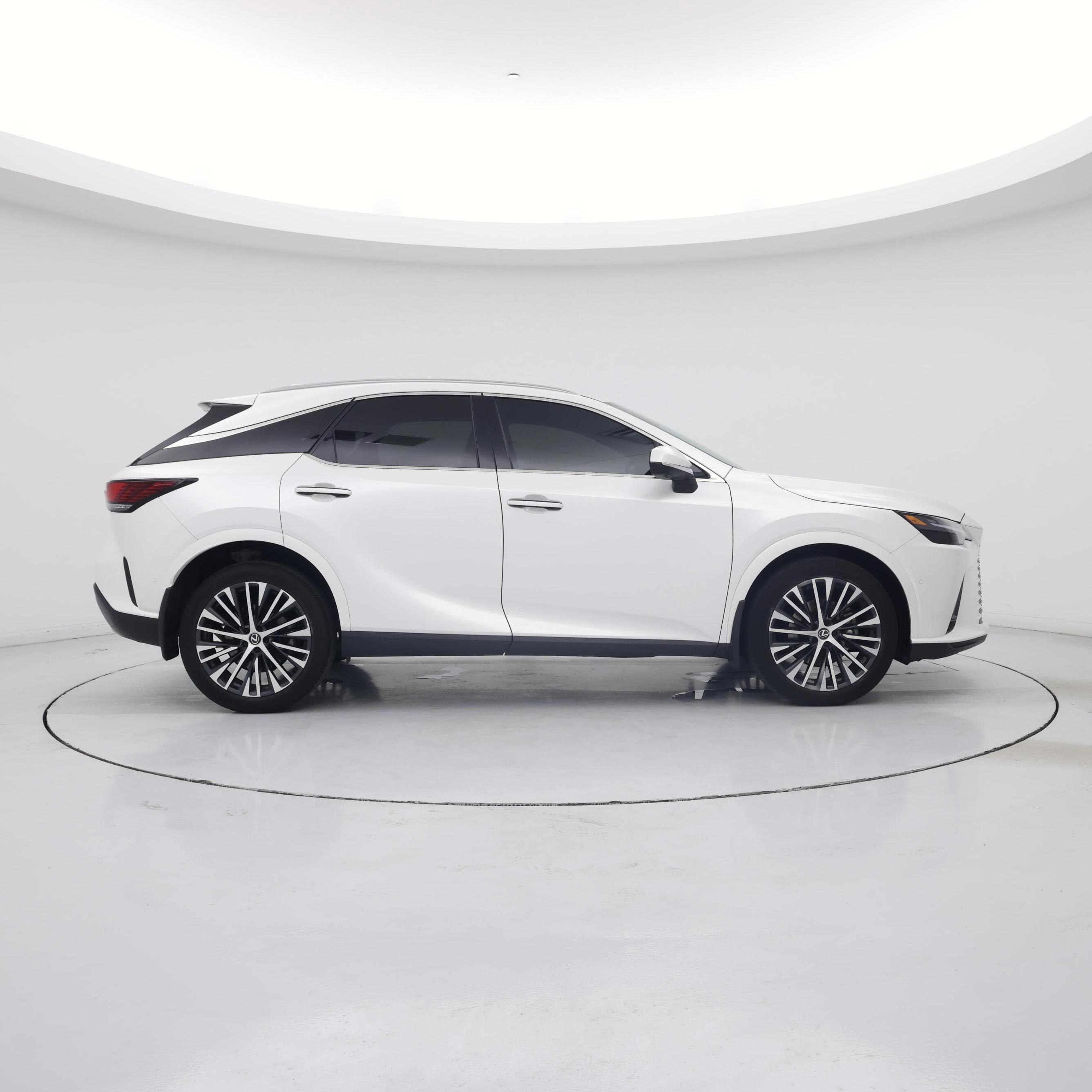 Thumbnail: 2024 Lexus RX - 7