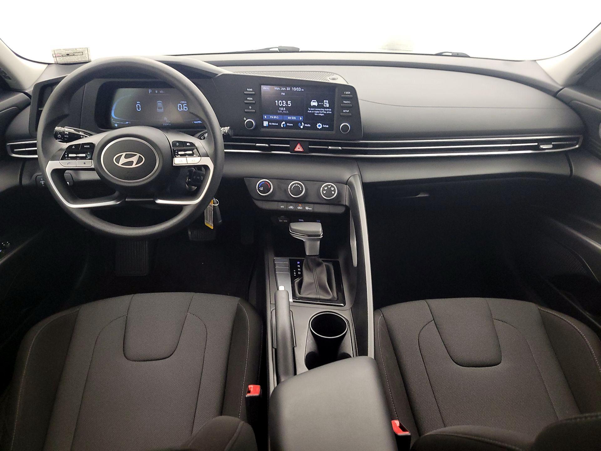 Thumbnail: 2024 Hyundai Elantra - 9