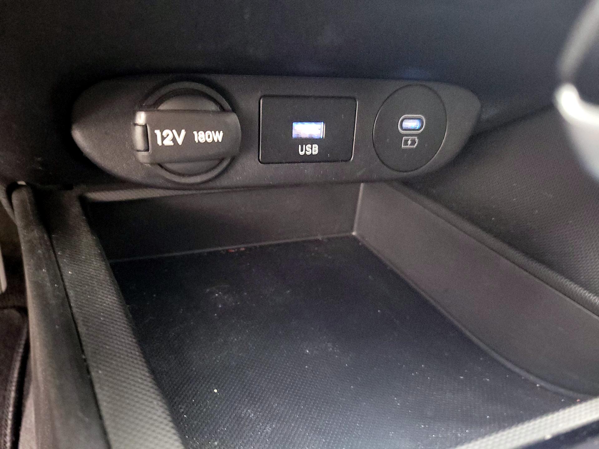Thumbnail: 2024 Hyundai Elantra - 18