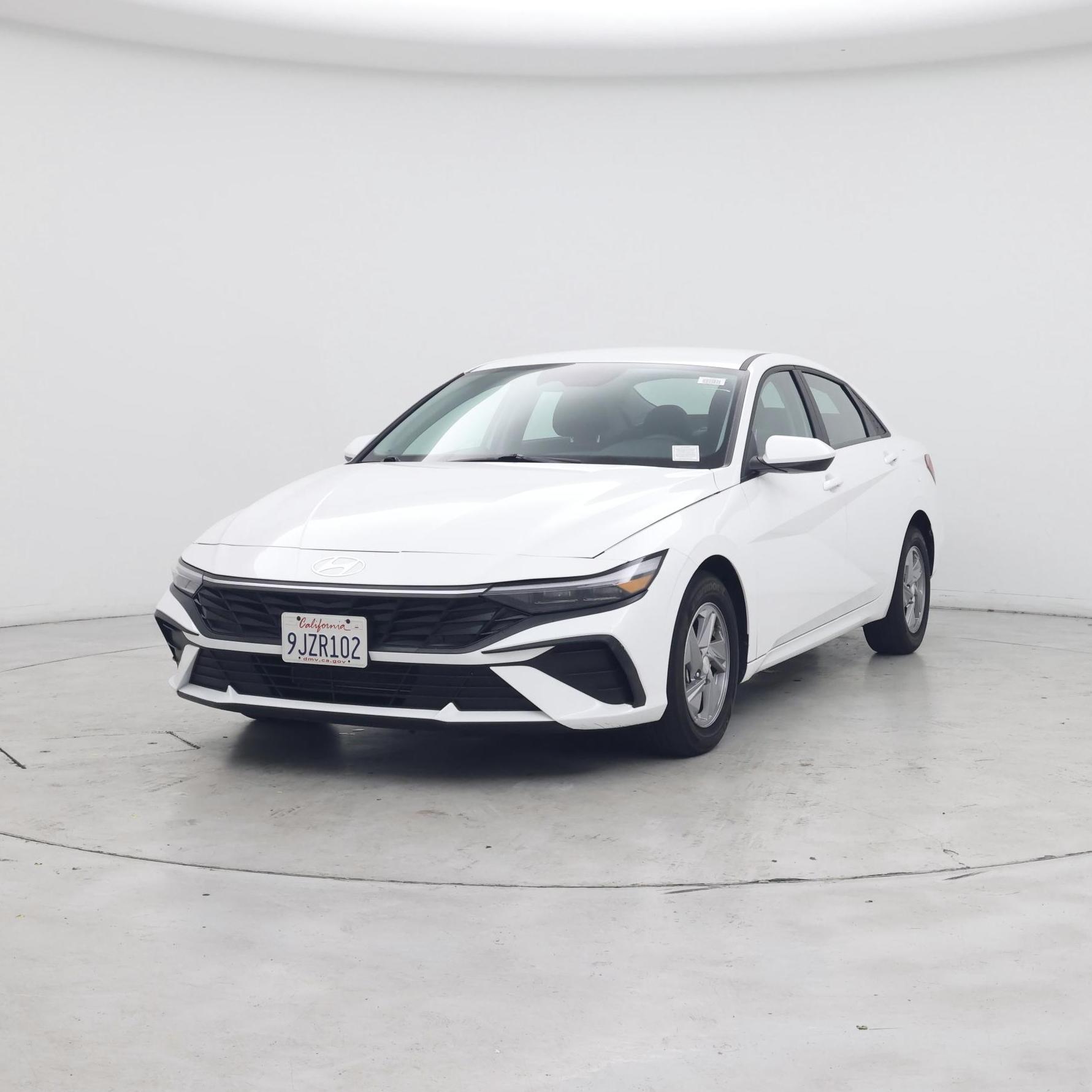 Thumbnail: 2024 Hyundai Elantra - 4