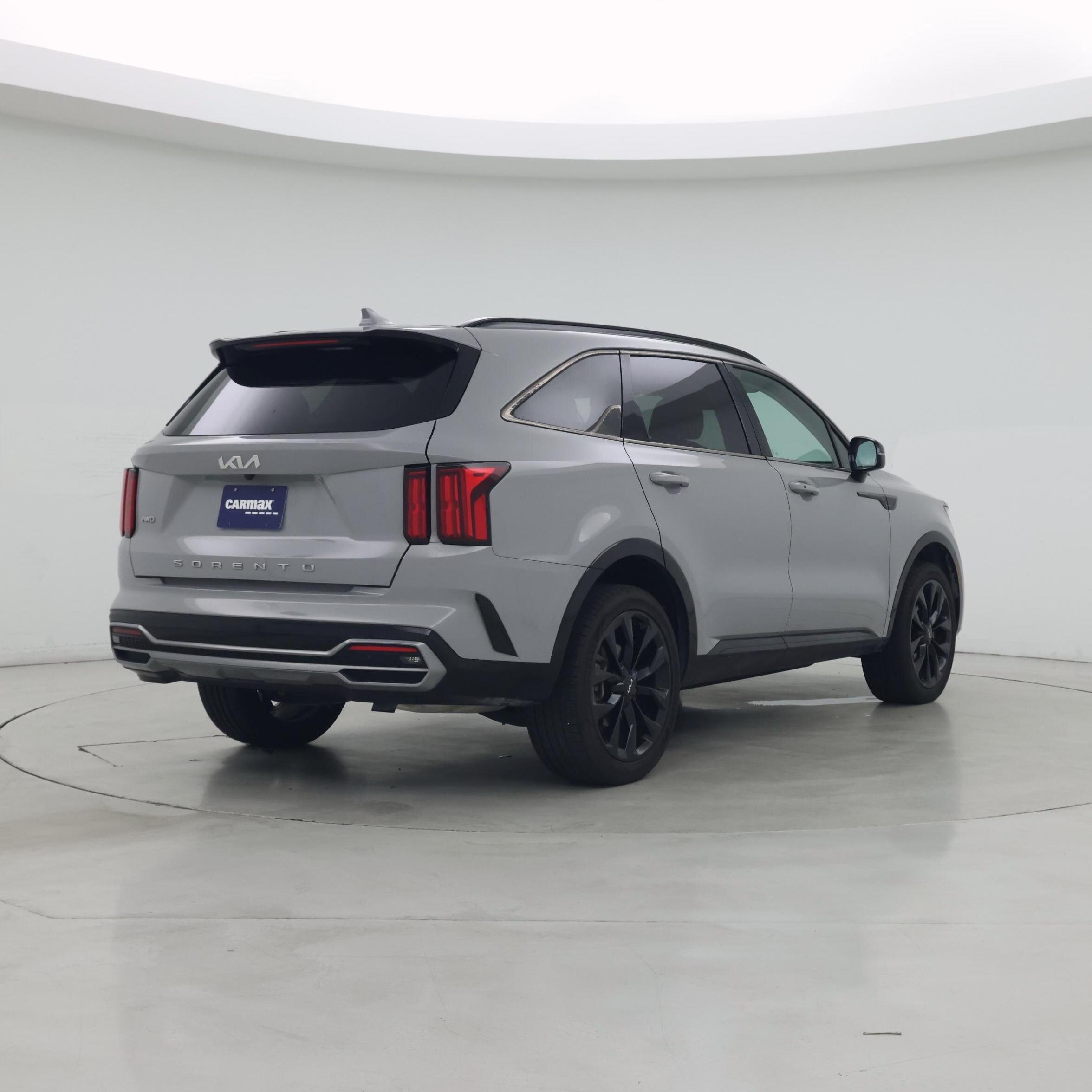 Thumbnail: 2022 Kia Sorento - 8