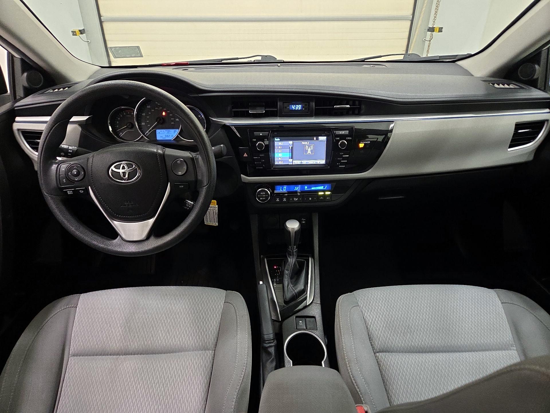 Thumbnail: 2016 Toyota Corolla - 9