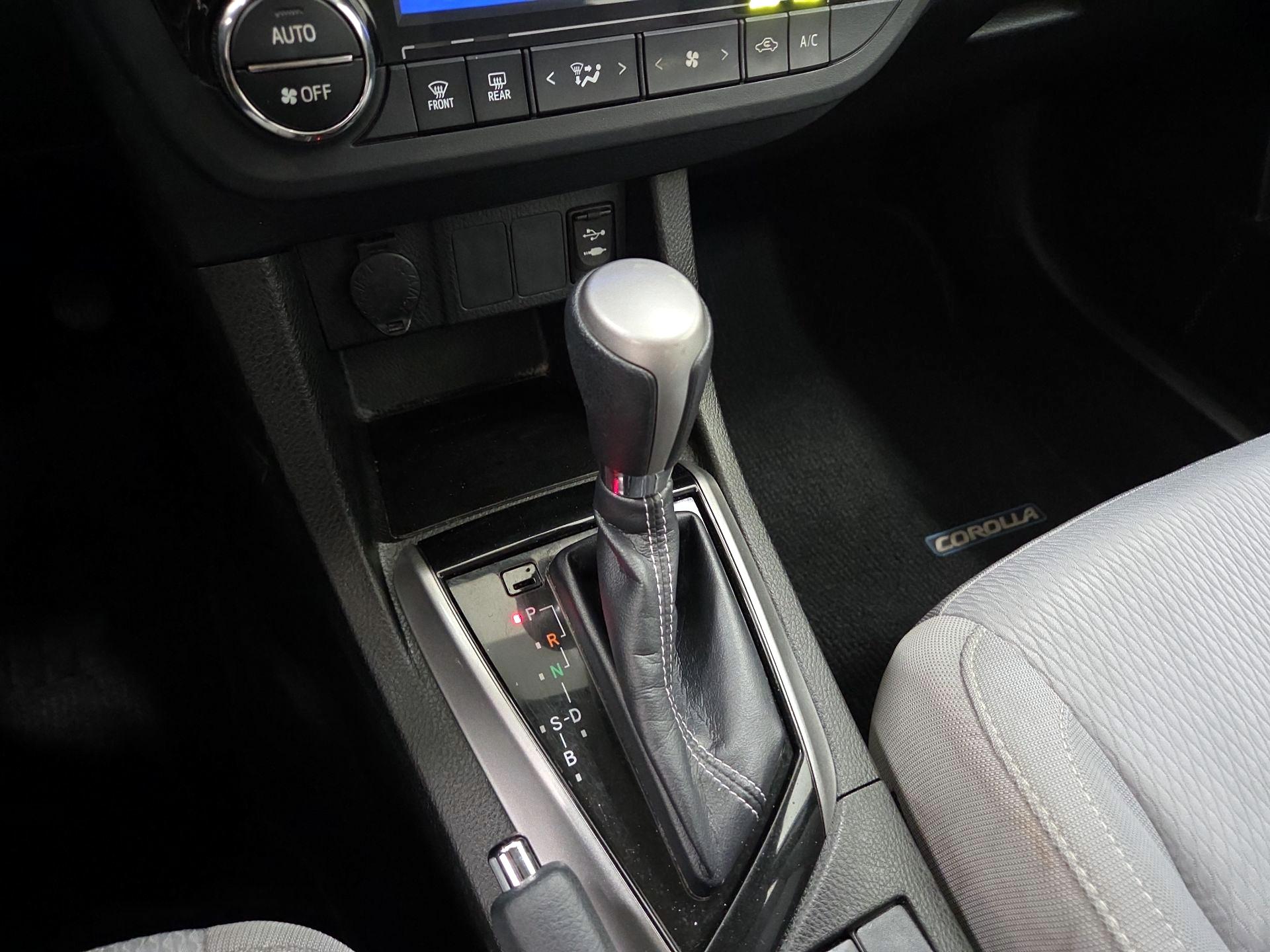 Thumbnail: 2016 Toyota Corolla - 17