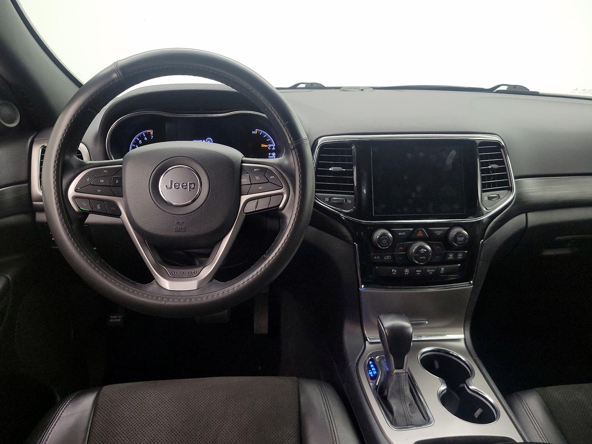 Thumbnail: 2020 Jeep Grand Cherokee - 10