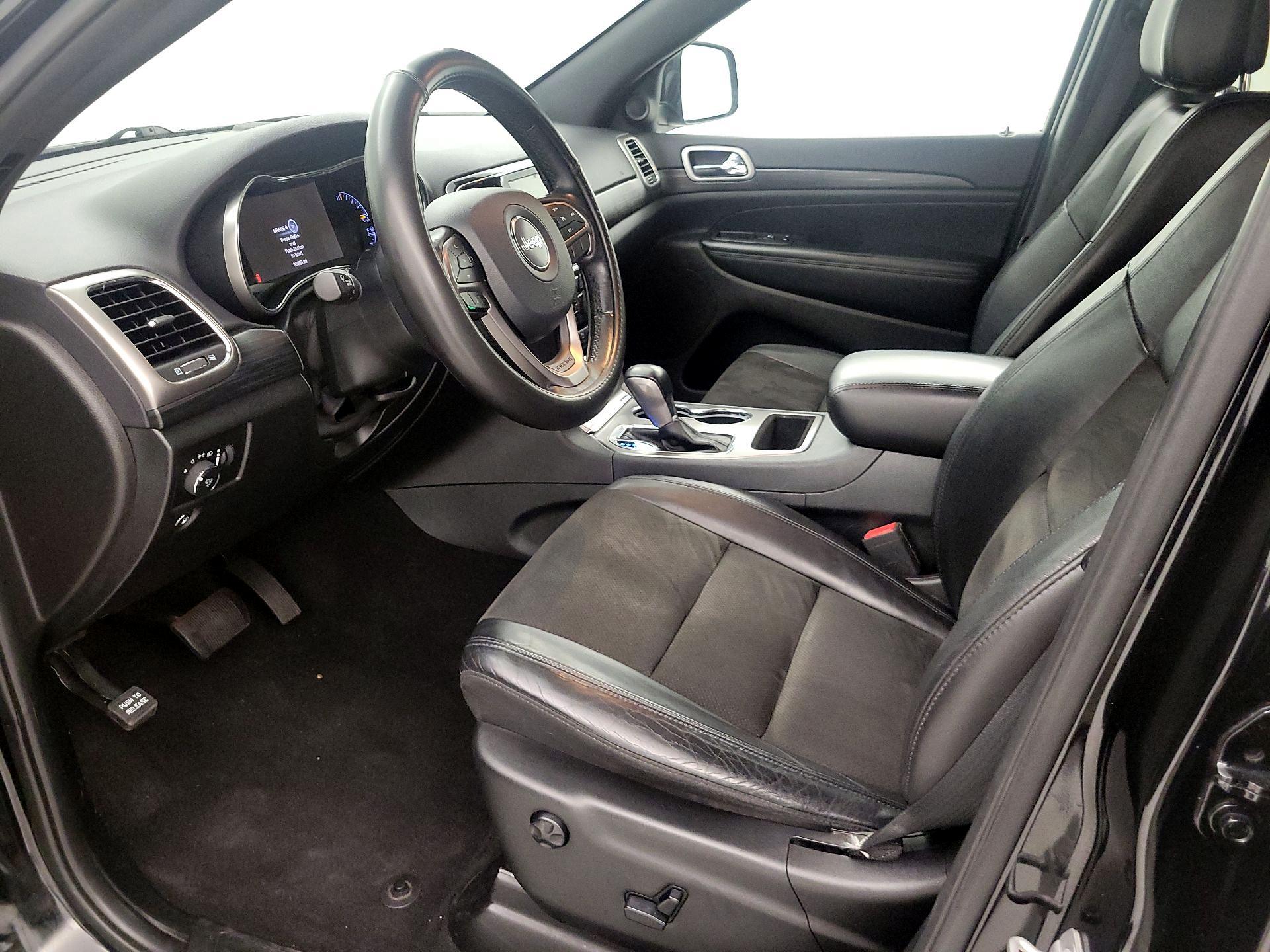 Thumbnail: 2020 Jeep Grand Cherokee - 11