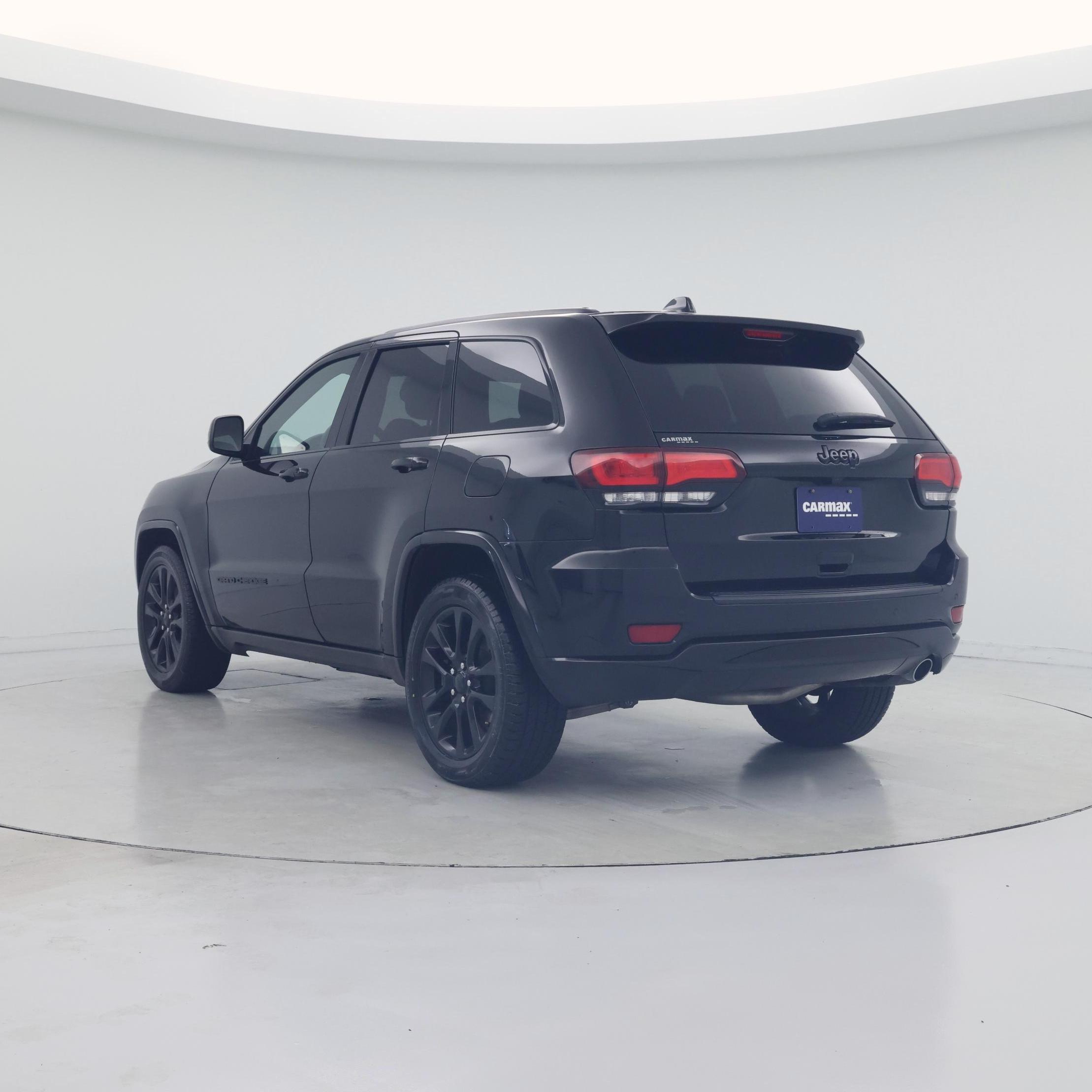 Thumbnail: 2020 Jeep Grand Cherokee - 2