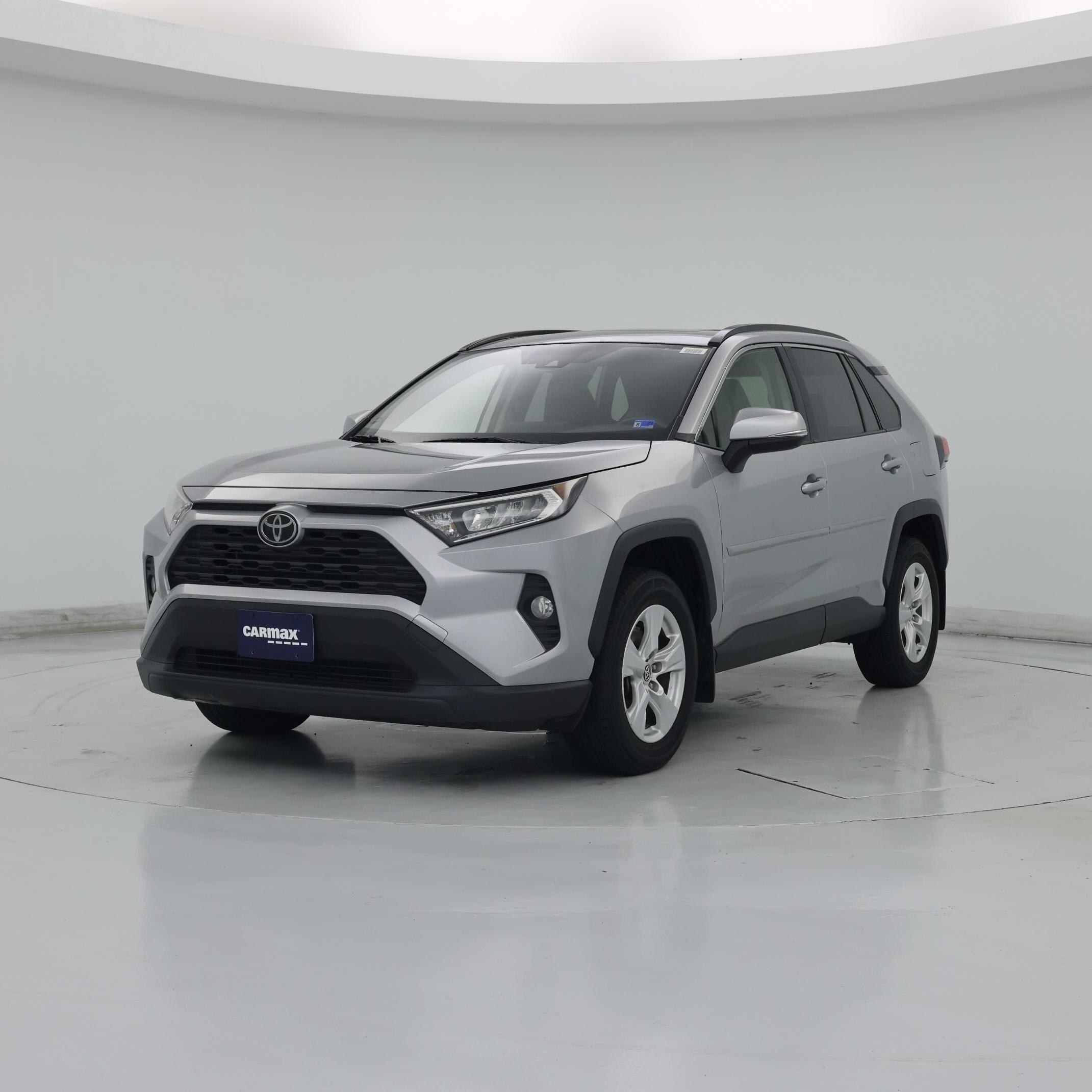 Thumbnail: 2019 Toyota RAV4 - 4