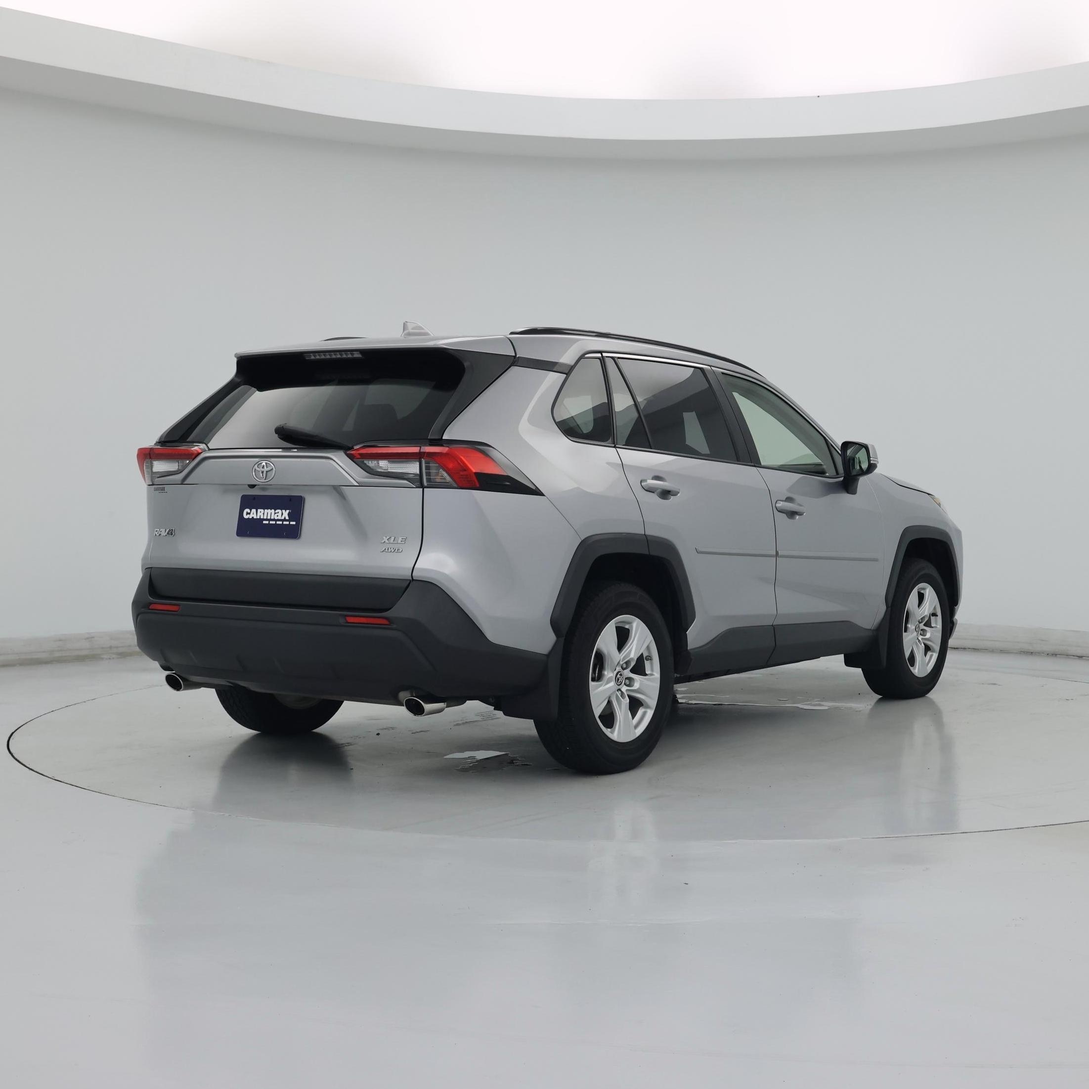 Thumbnail: 2019 Toyota RAV4 - 8